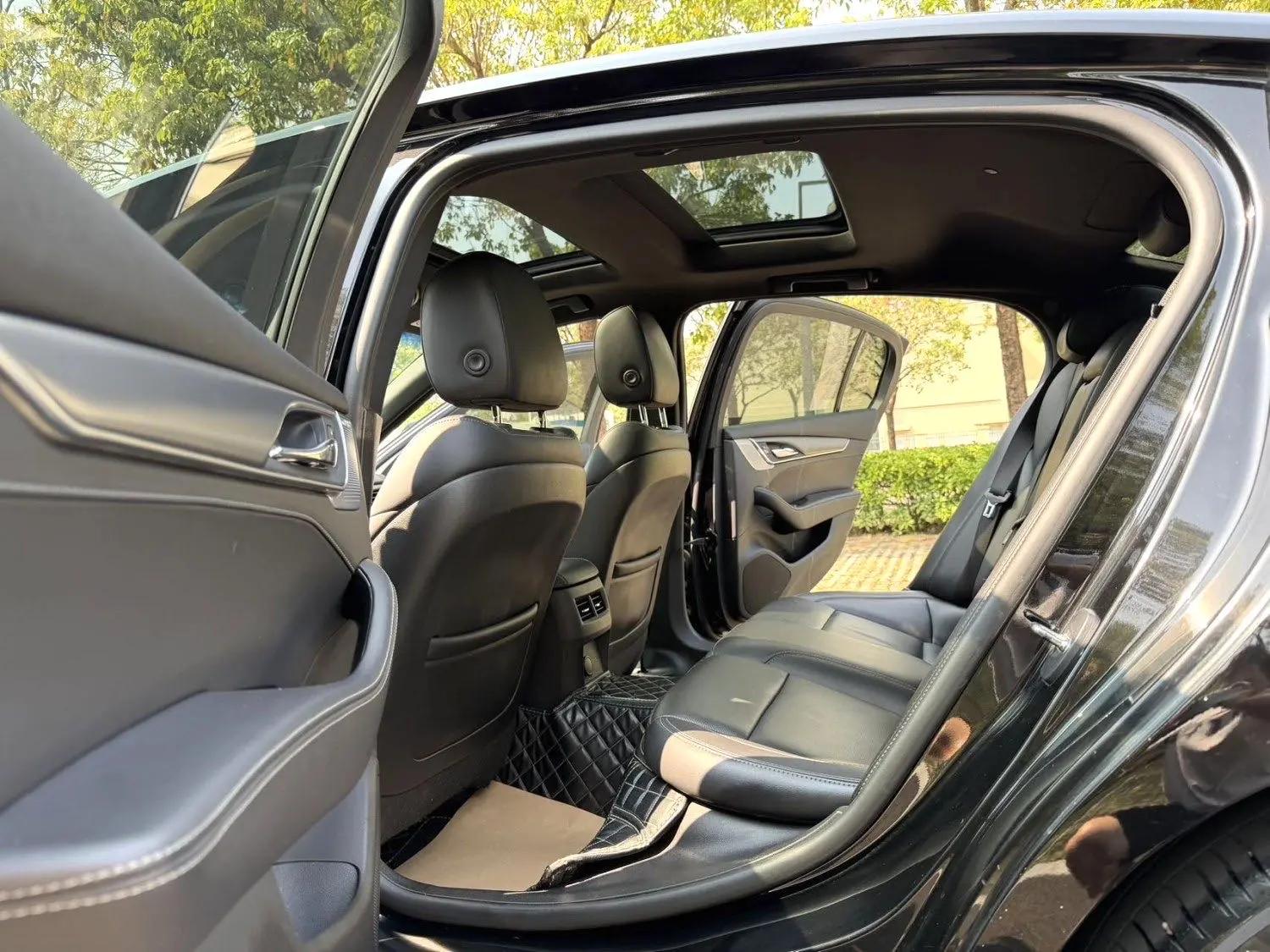 Cadillac CT5 2021 28T Luxury Model 4