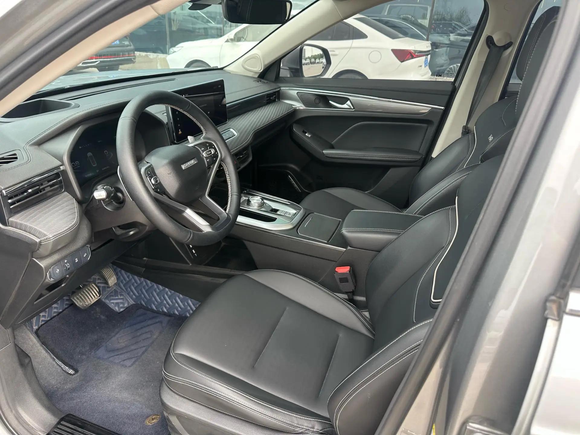 Haval first love 2021 1.5T automatic senior edition 6