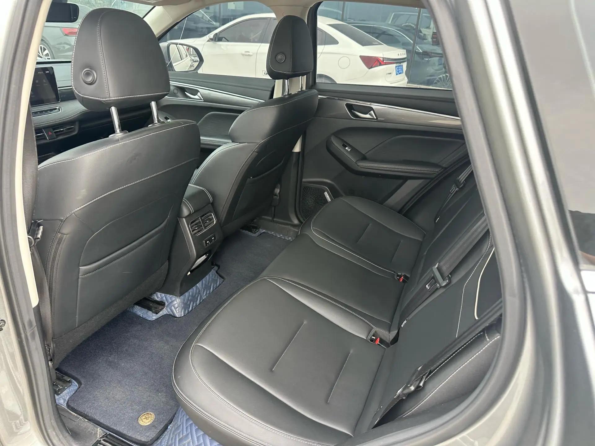 Haval first love 2021 1.5T automatic senior edition 7