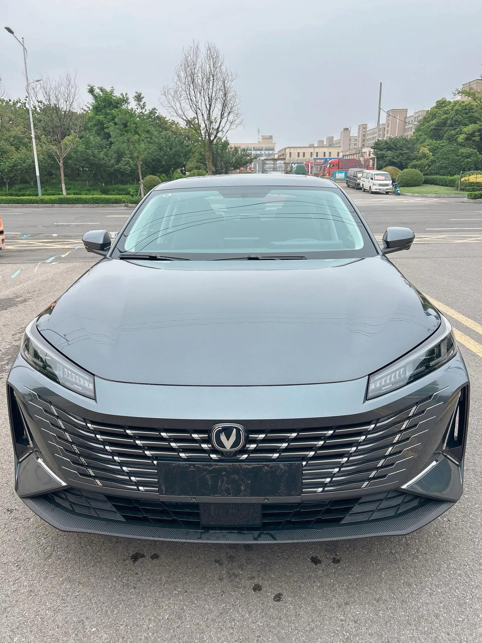ChangAn 2025 Eado 1.5T Blue Whale 500Bar Prestige Automatic 2