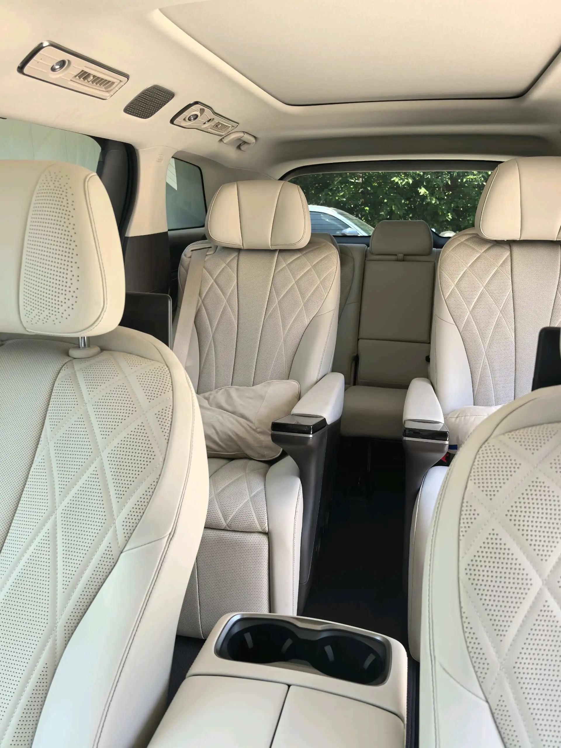 Denza 2025 Denza D9 DM-i 1.5T stepless intelligent driving version 1020 four-wheel drive flagship automatic gear 9