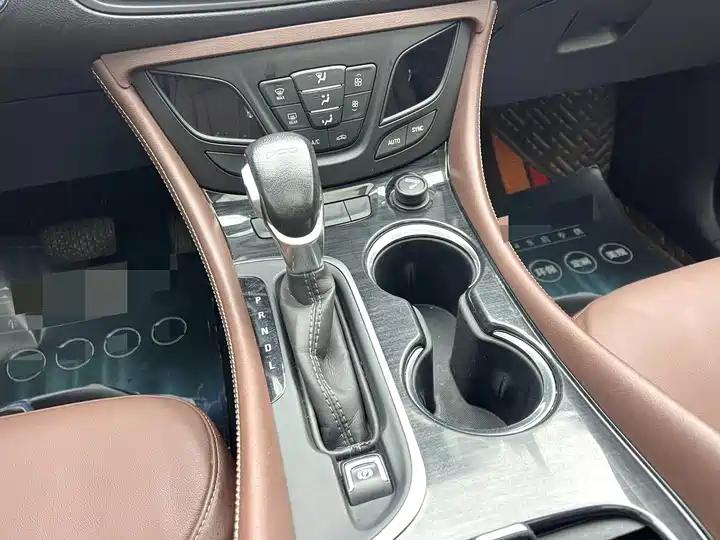 Oncorvee 2021 532T Two-Drive Luxury Model 10