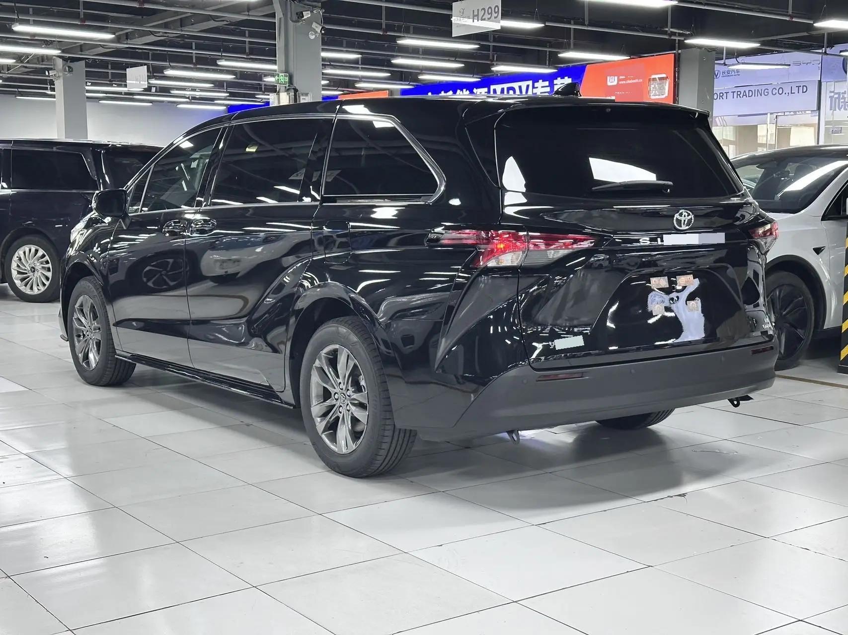Toyota 2026 Sana 2.5 Stepless Two-Drive Comfort Edition Automatic Transmission 9