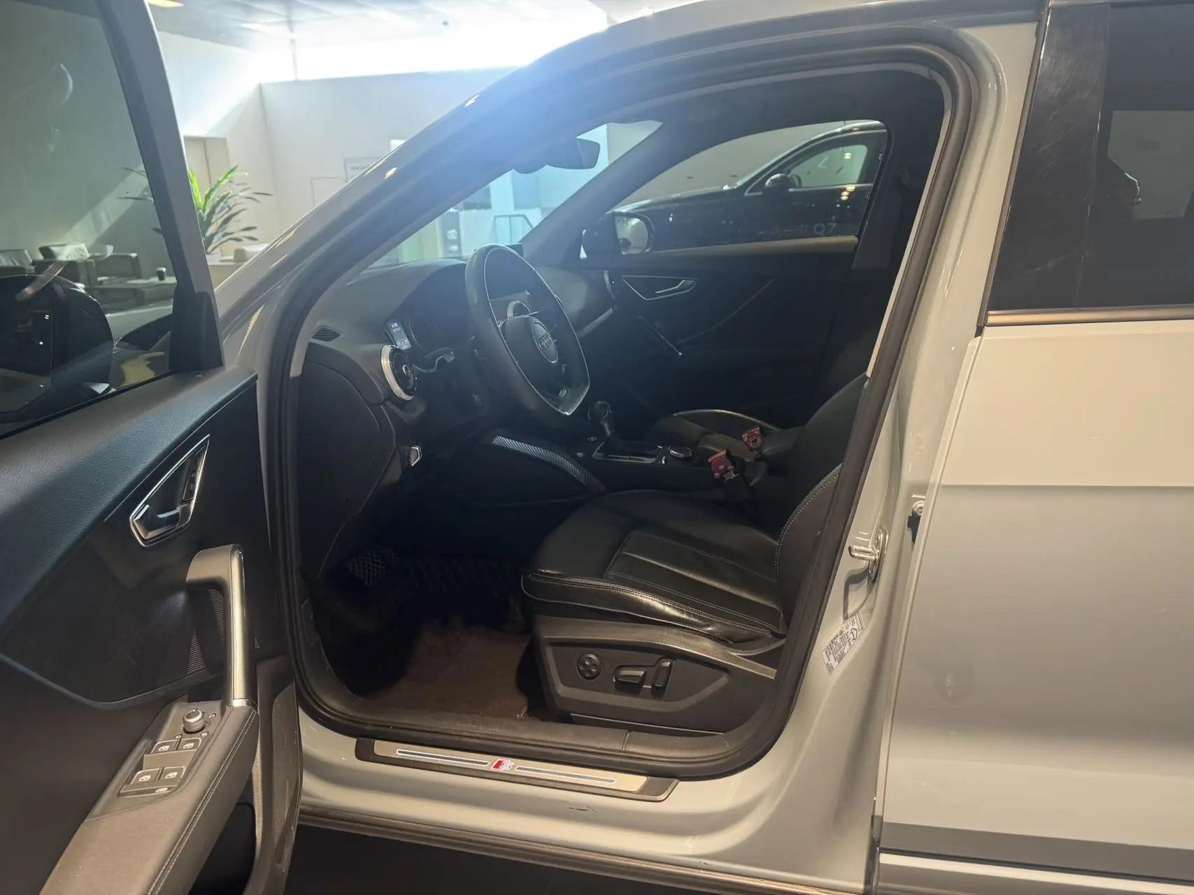 Audi Q2L 2022 35 TFSI Fashion Dynamic 7