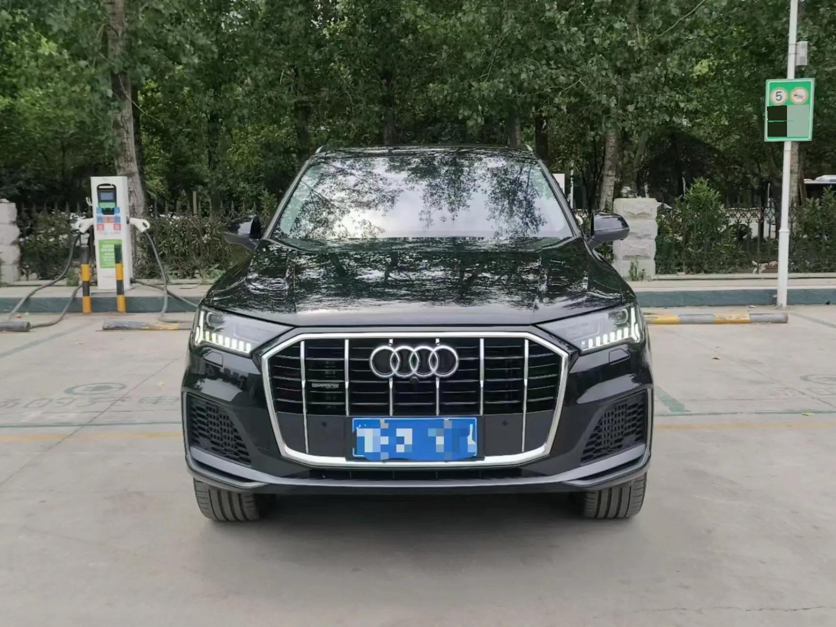 Audi Q7 (Imported) 2023 Q7 48V 3.0TFSI 55TFSI Quattro S line Sport Automatic 4