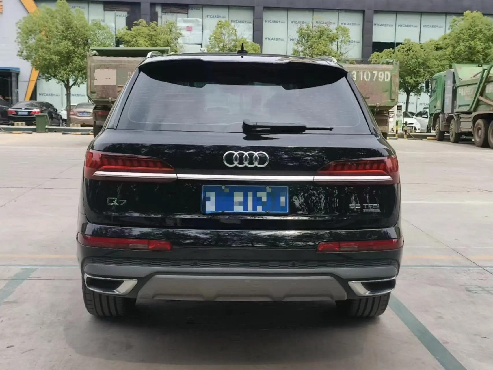 Audi Q7 (Imported) 2023 Q7 48V 3.0TFSI 55TFSI Quattro S line Sport Automatic 5