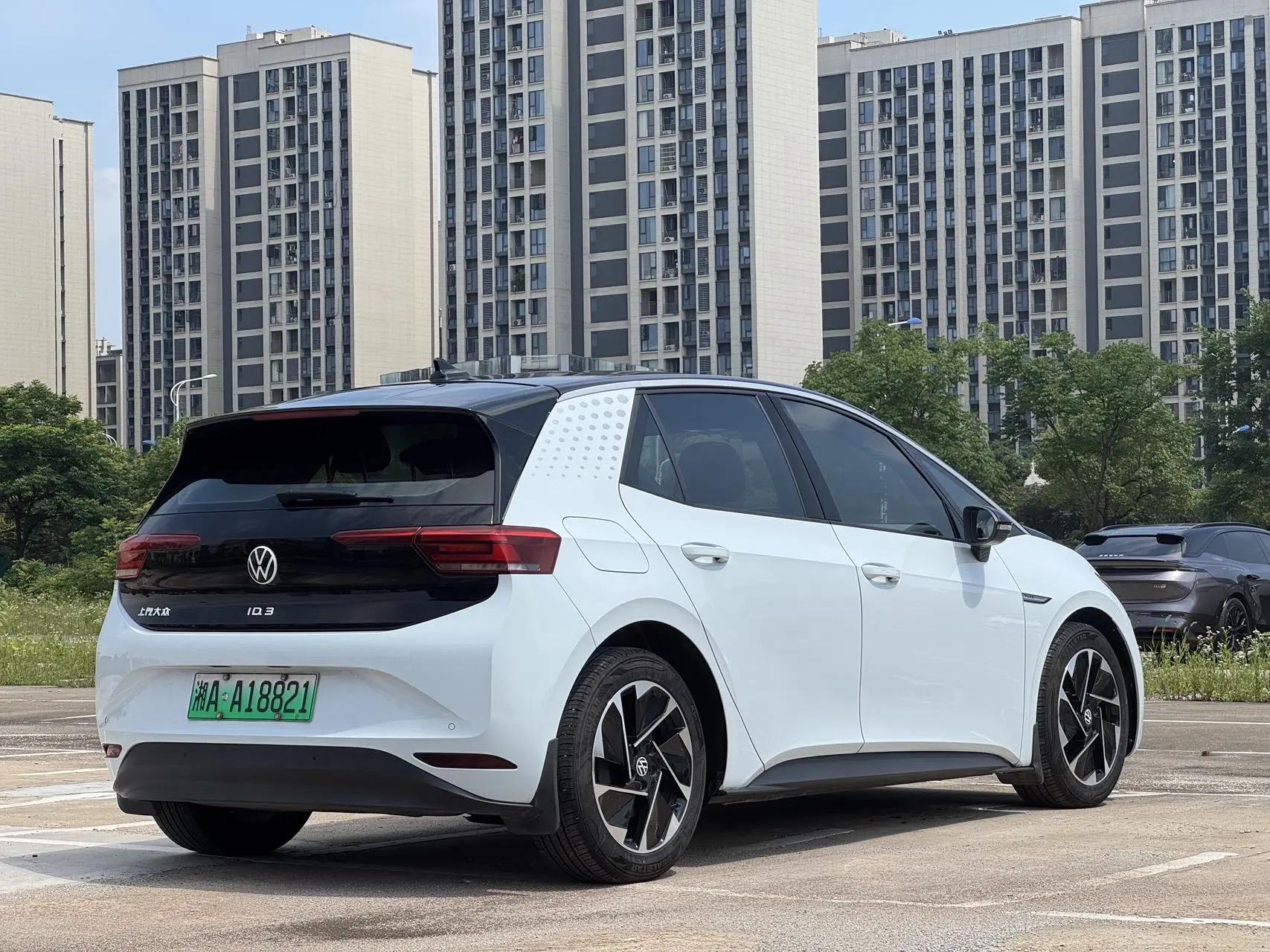 Volkswagen 2023 ID. 3 Pure Intelligence Enjoyment Version Automatic Transmission 10