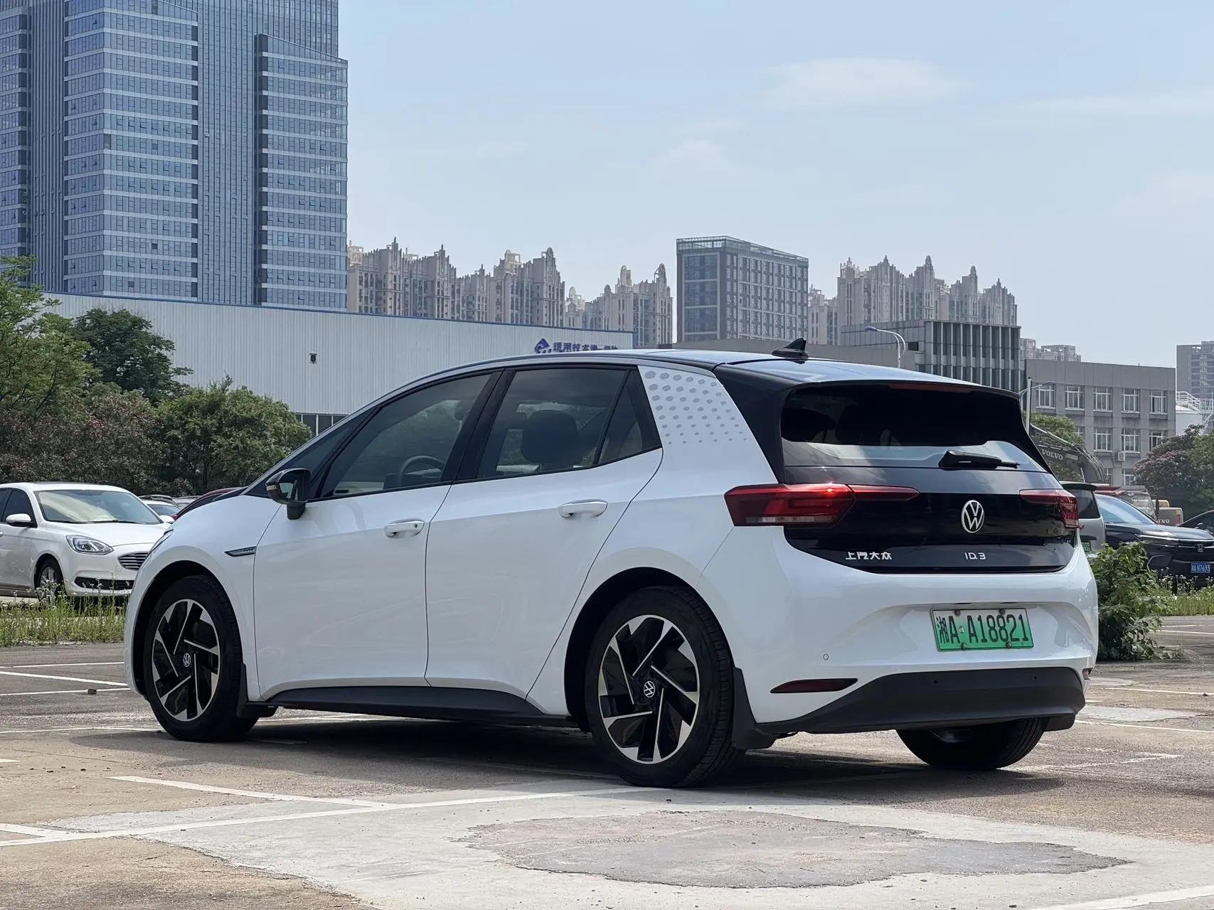 Volkswagen 2023 ID. 3 Pure Intelligence Enjoyment Version Automatic Transmission 8