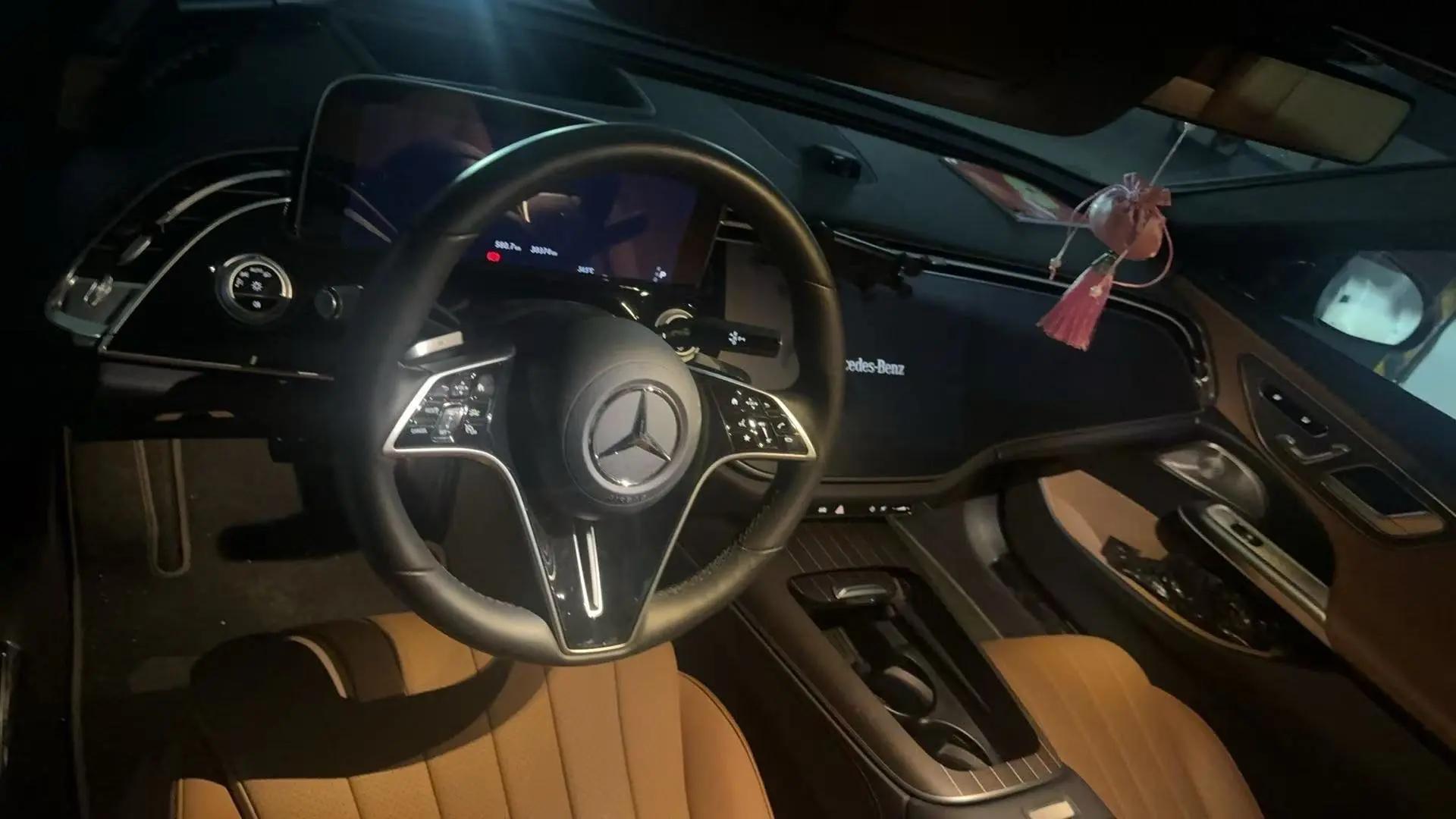 Mercedes Benz E Class 2024 E 300 L 48V 2.0T Honorable Automatic Gear 7