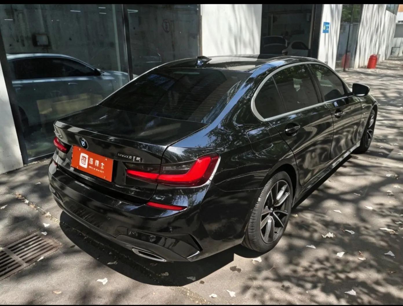 BMW 3 Series 2023 320Li M Sports Suit 3