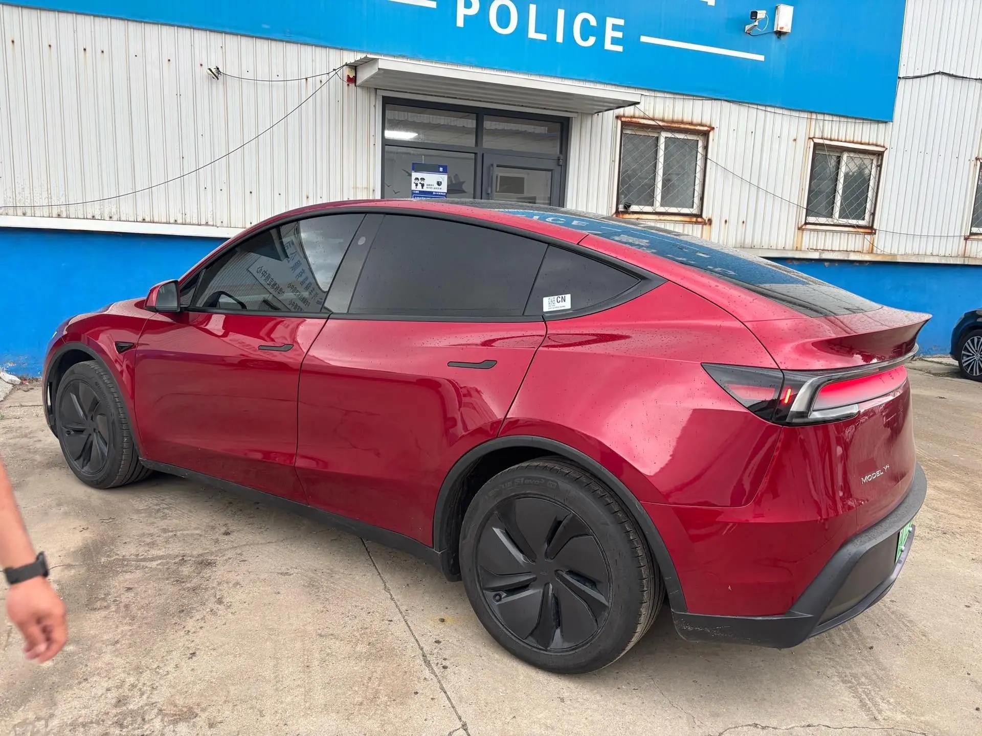 Tesla 2025 Model Y long endurance all-wheel drive version (modified) automatic gear 2