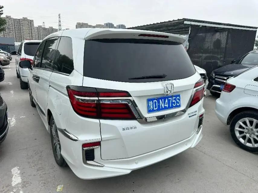 Elyson 2019 2.0L Hybrid Deluxe Edition 4