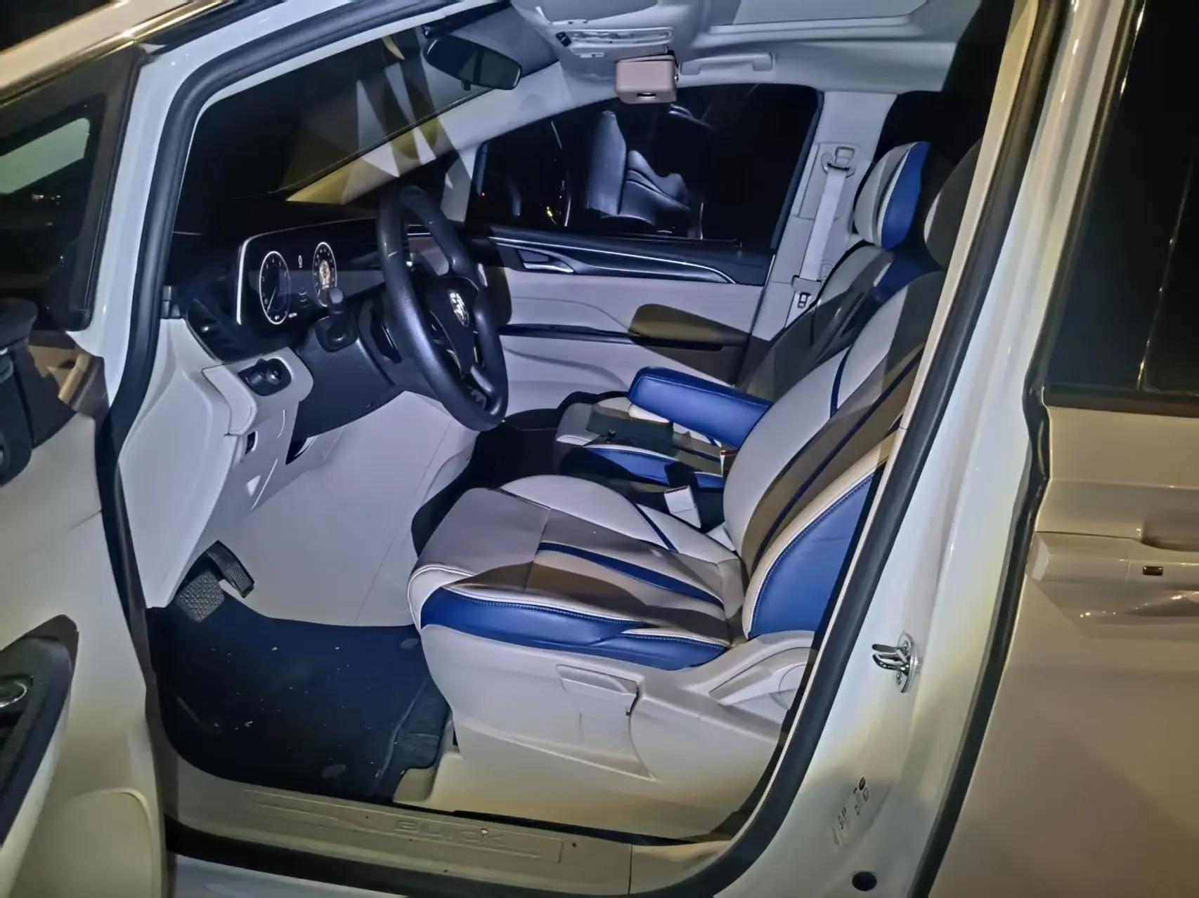 Buick GL8 2023 ES Lu Zun 653T Comfort 2
