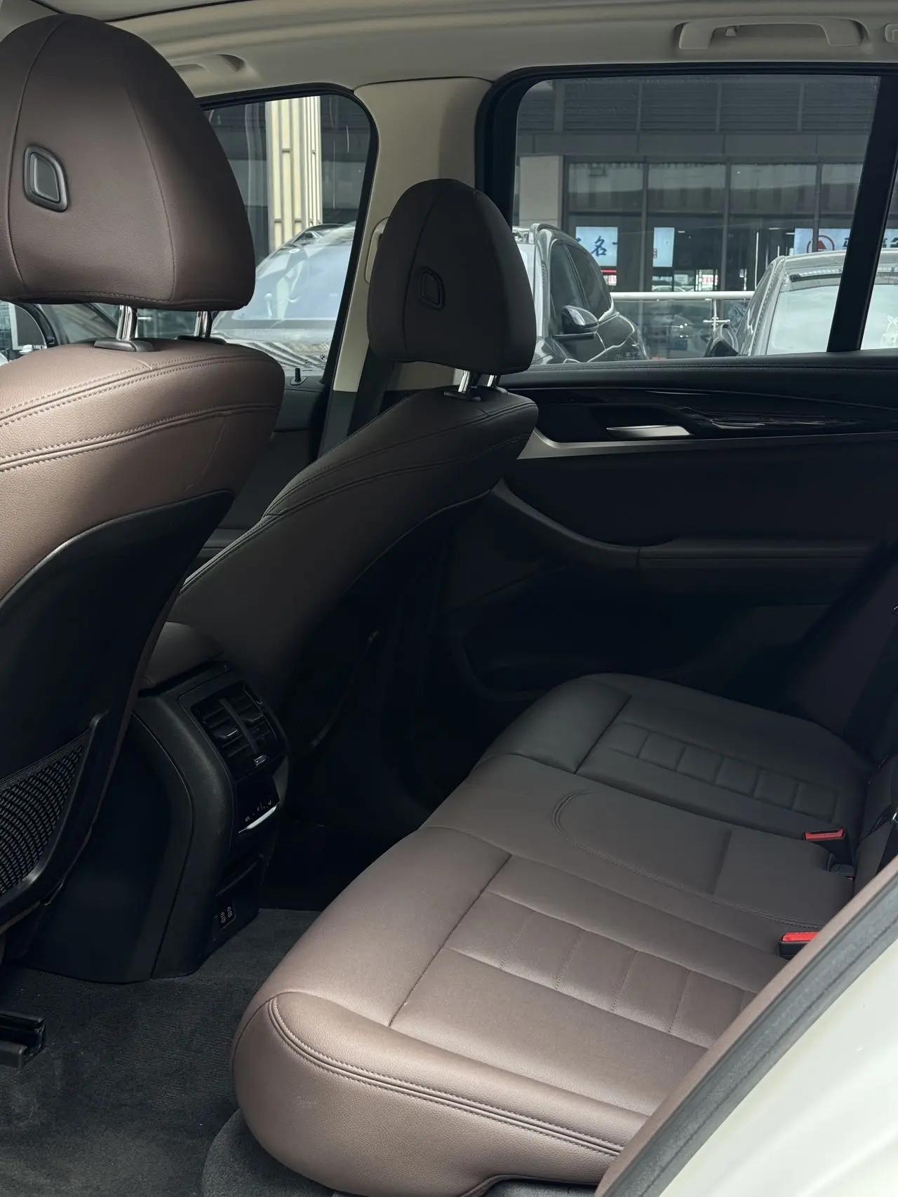 BMW X3 2020 xDrive25i Luxury Package 7