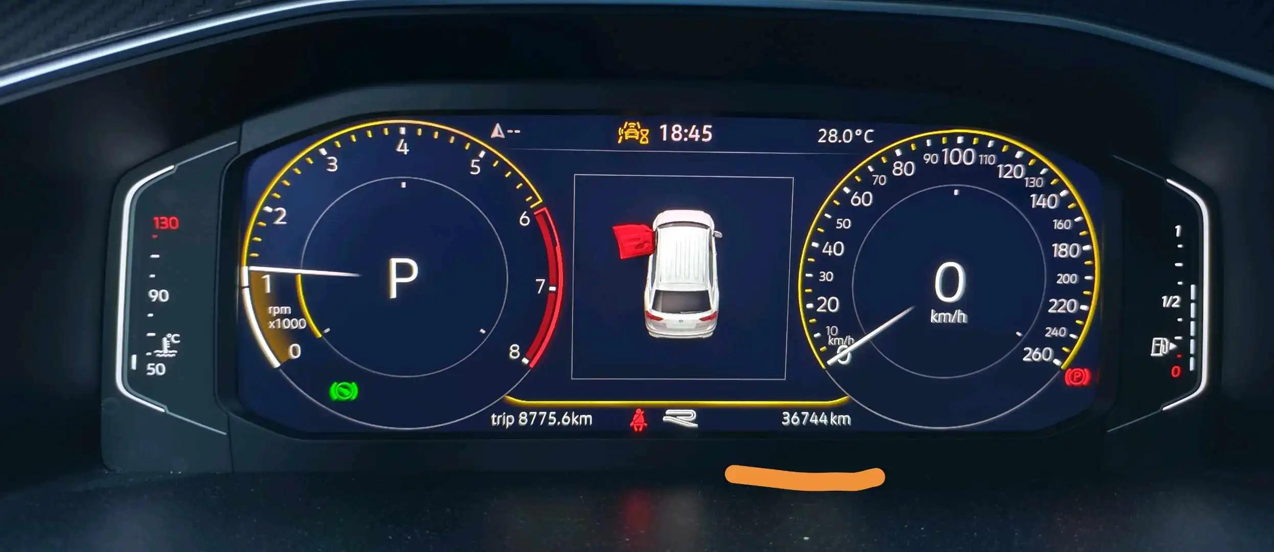 Volkswagen 2024 Tiguan L R-Line 2.0TSI 330TSI Two-Drive R-Line Overdrive Automatic Gear 10
