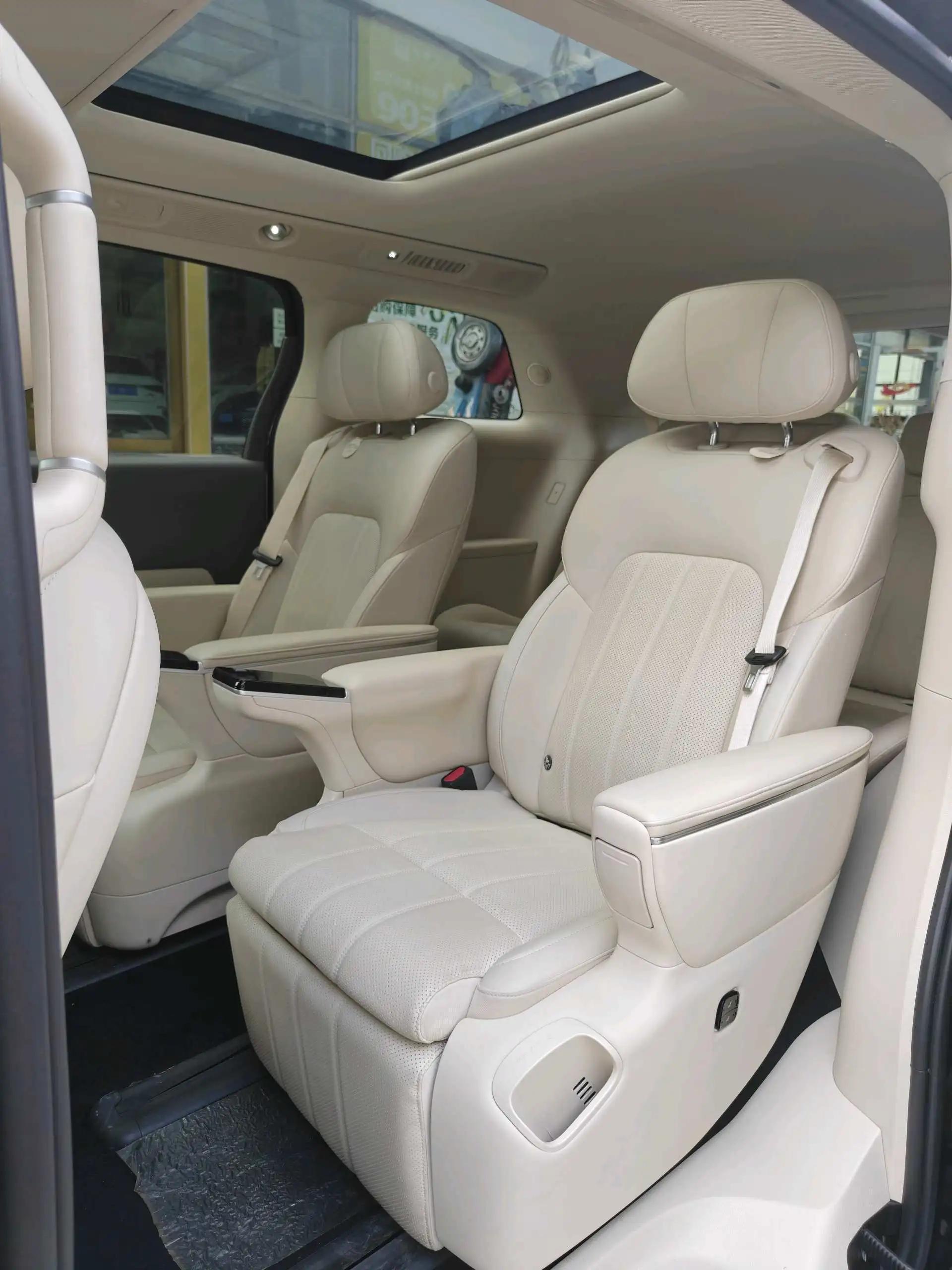 Voyah 2025 Model Dreamer PHEV 1.5T Four-Wheel-Drive Prestige Kunpeng Edition Automatic 7