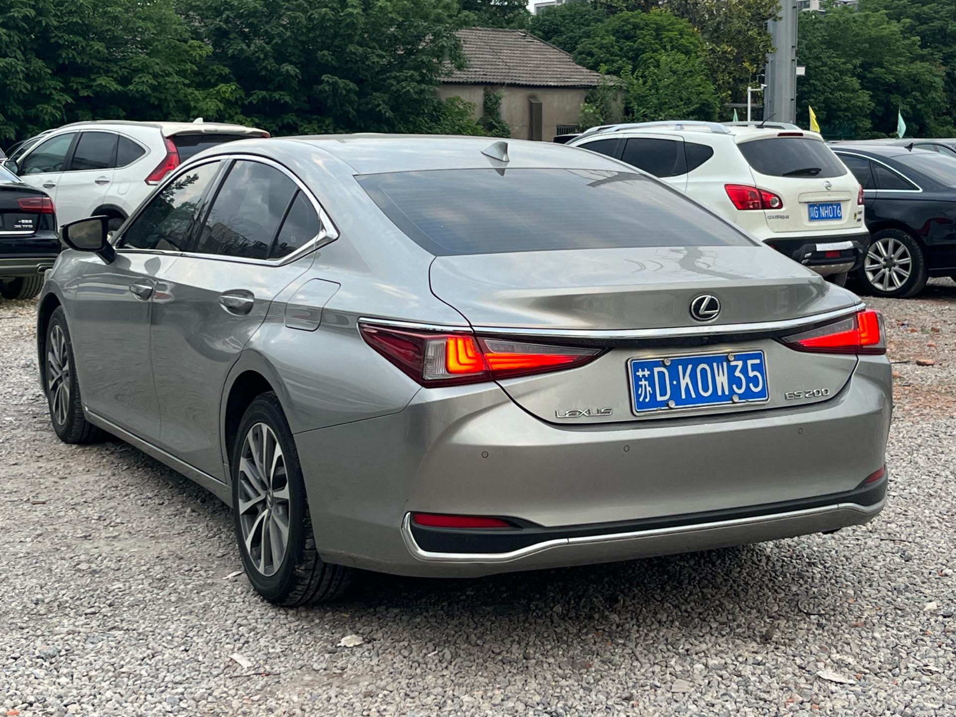 Lexus ES 2021 200 Deluxe Edition 7