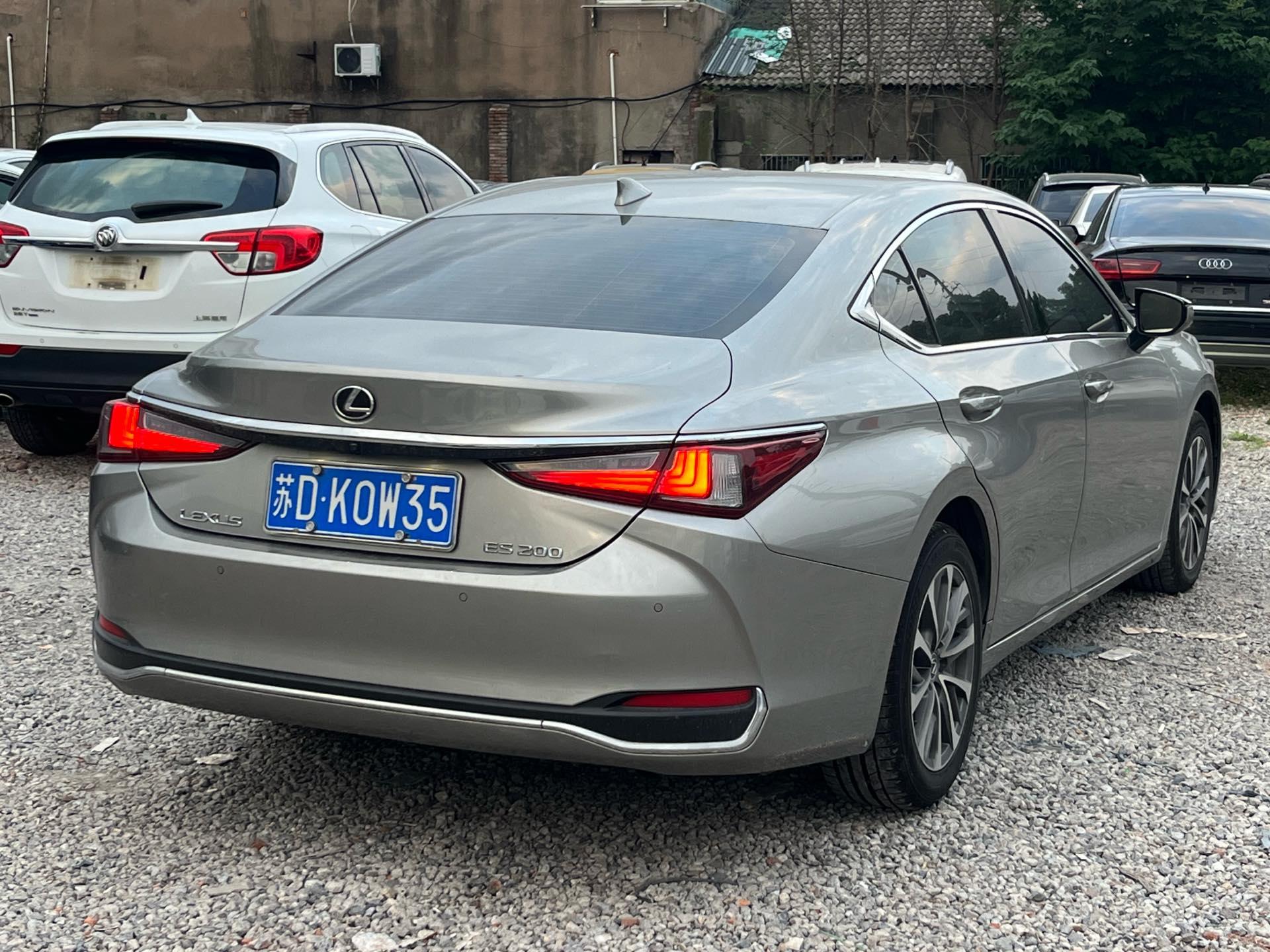 Lexus ES 2021 200 Deluxe Edition 9