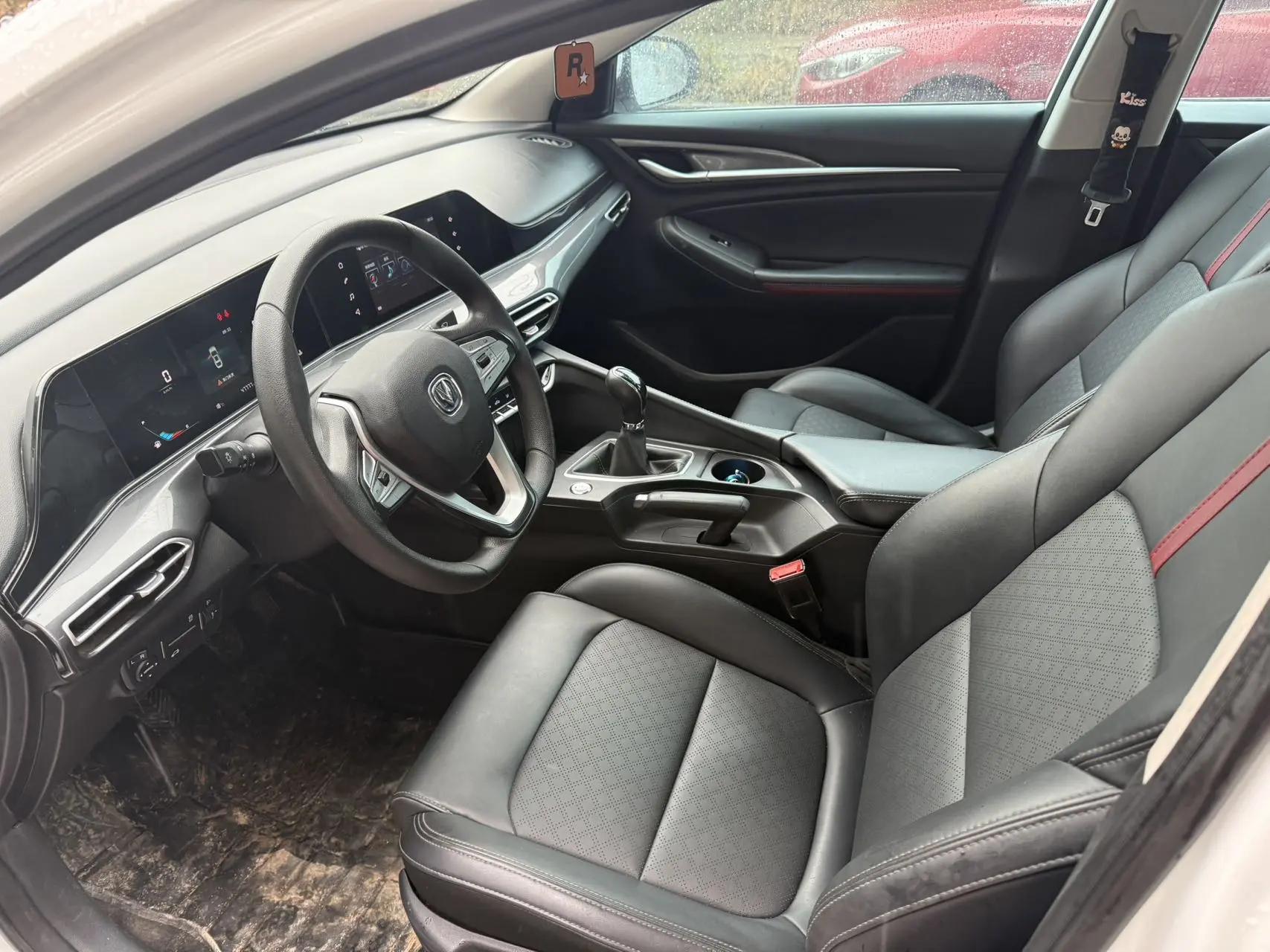 Yidong 2020 PLUS 1.6L GDI Manual Luxury Model 4