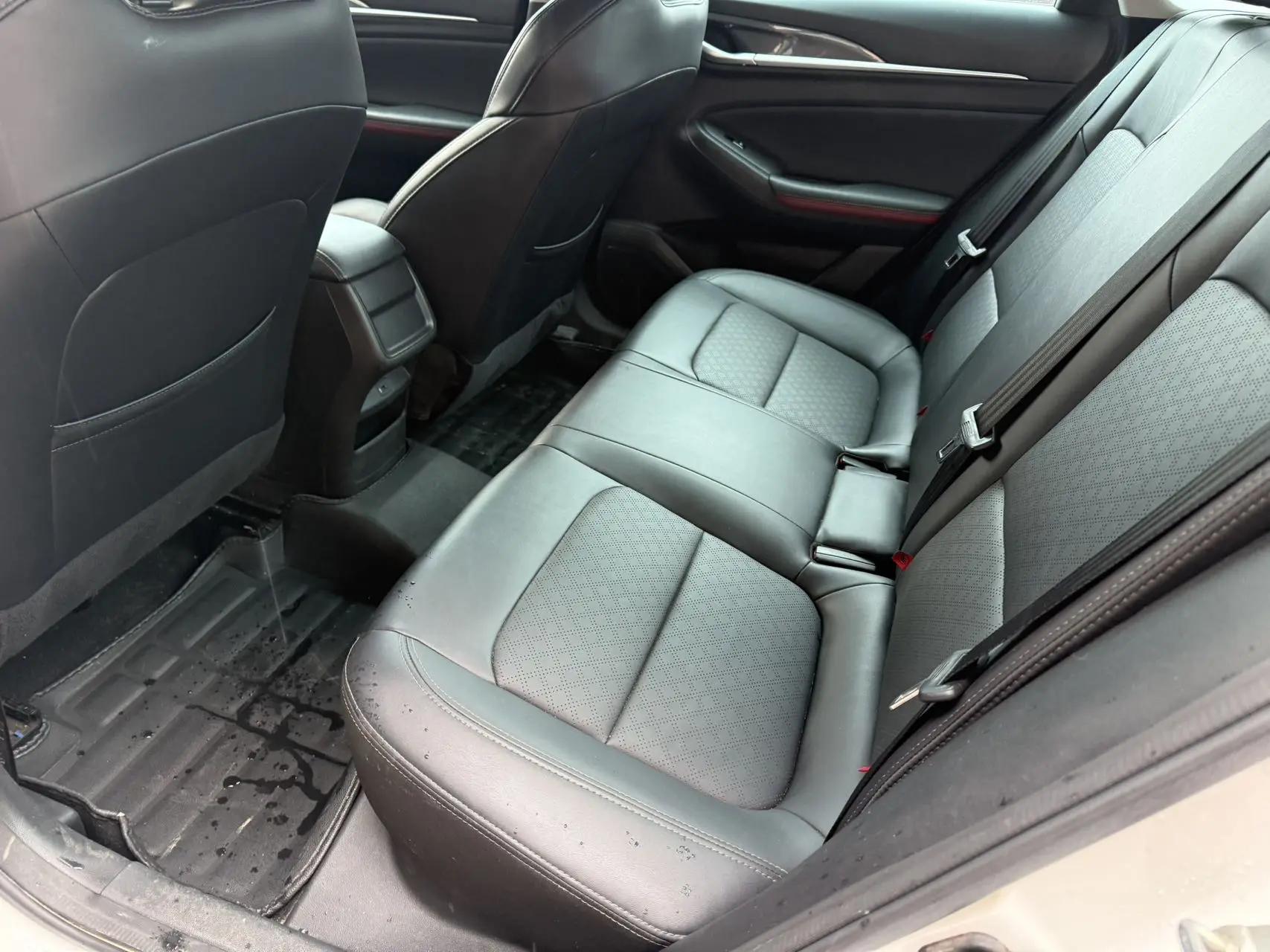 Yidong 2020 PLUS 1.6L GDI Manual Luxury Model 5