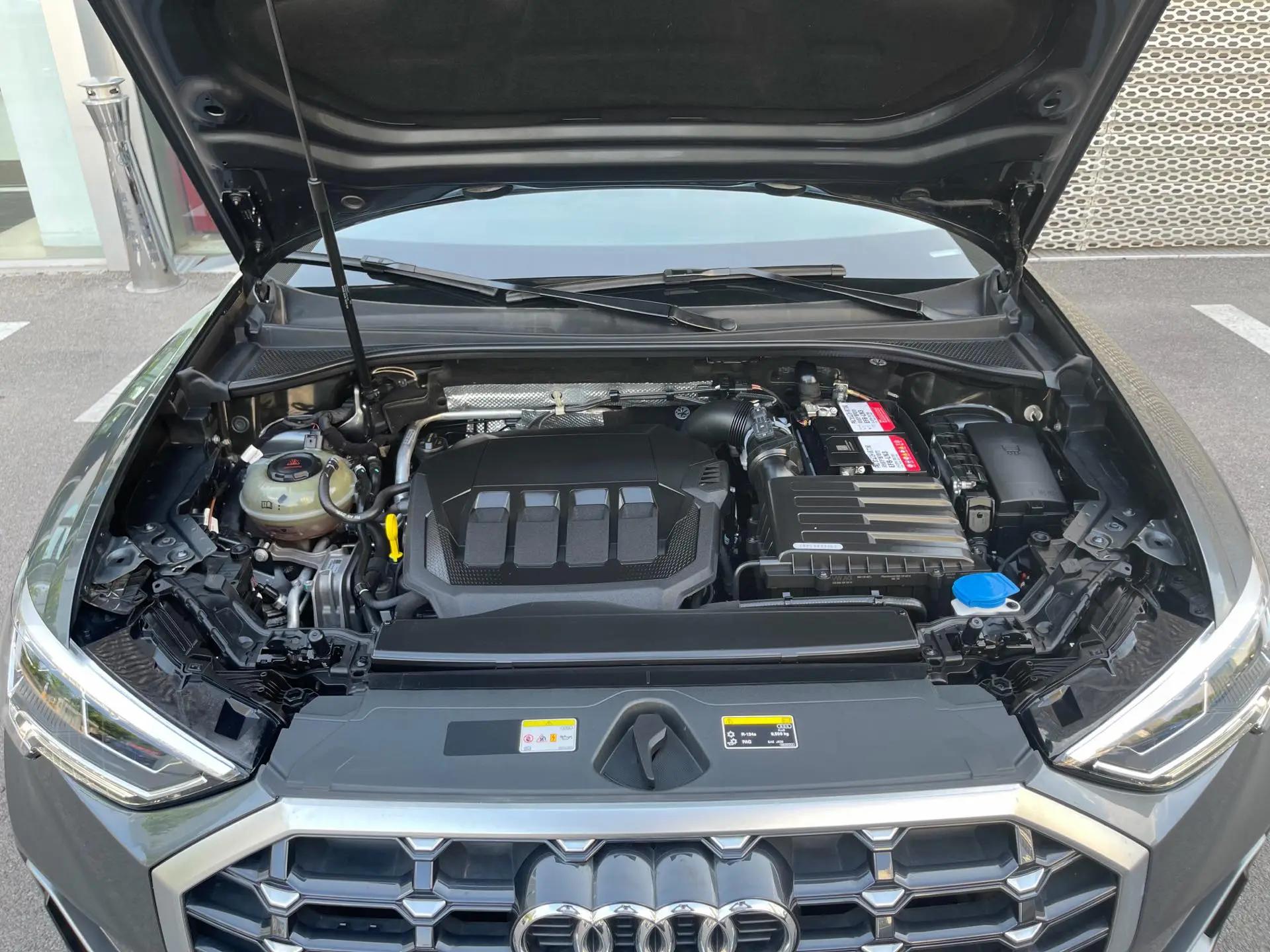 Audi Q3 2021 model 40 TFSI Sporty Edition 9