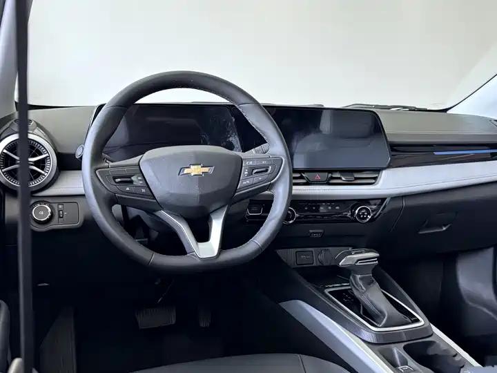 Cruze 2023 1.5L Dual Clutch Pleasant Edition 13