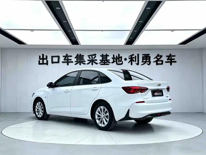 Cruze 2023 1.5L Dual Clutch Pleasant Edition 6