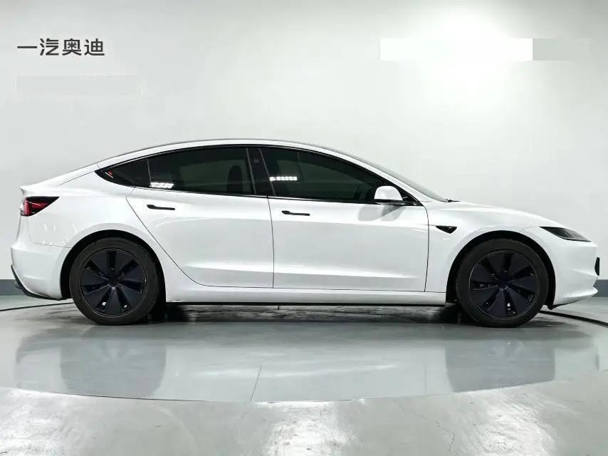Tesla 2025 Model 3 Rear-Wheel Drive Automatic 2