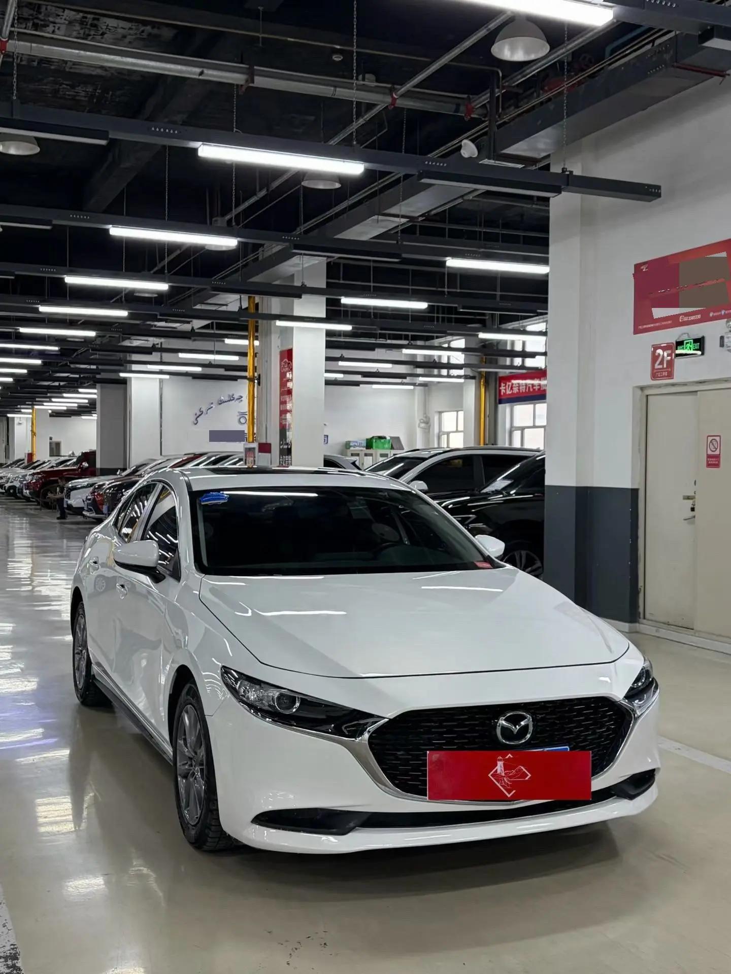 Mazda 3 Oncorsela 2020 1.5L Automatic Quality Pleasant Skylight Edition 2
