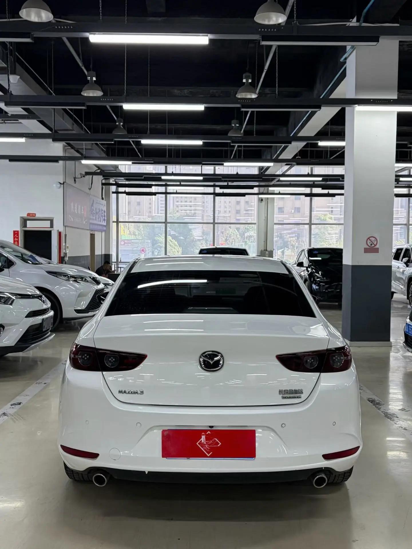 Mazda 3 Oncorsela 2020 1.5L Automatic Quality Pleasant Skylight Edition 4