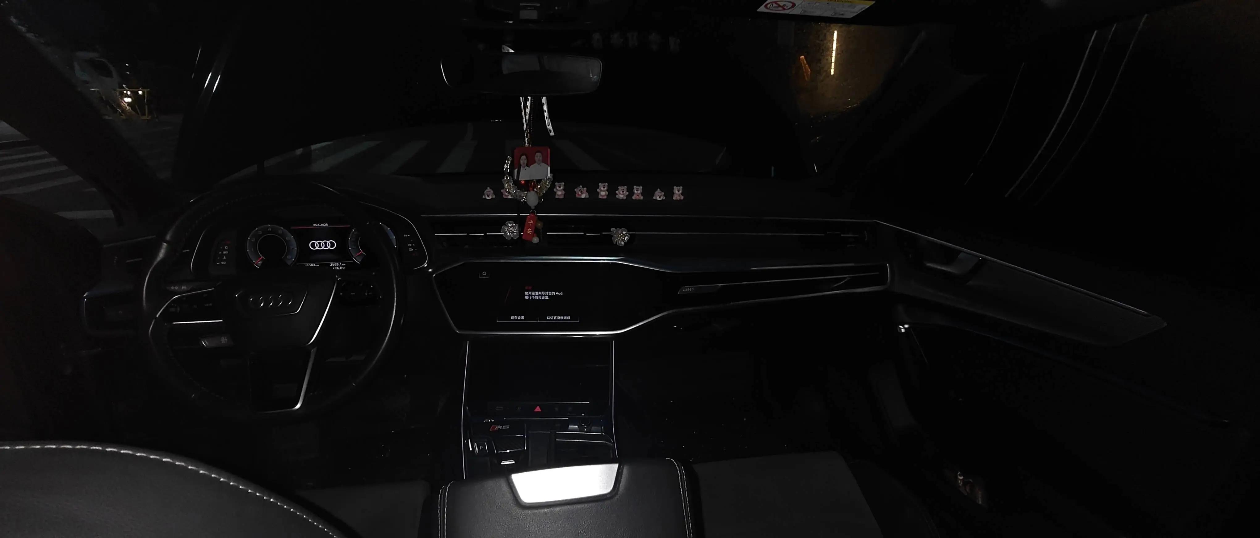 Audi A6L 2020 40 TFSI Deluxe Dynamic 2