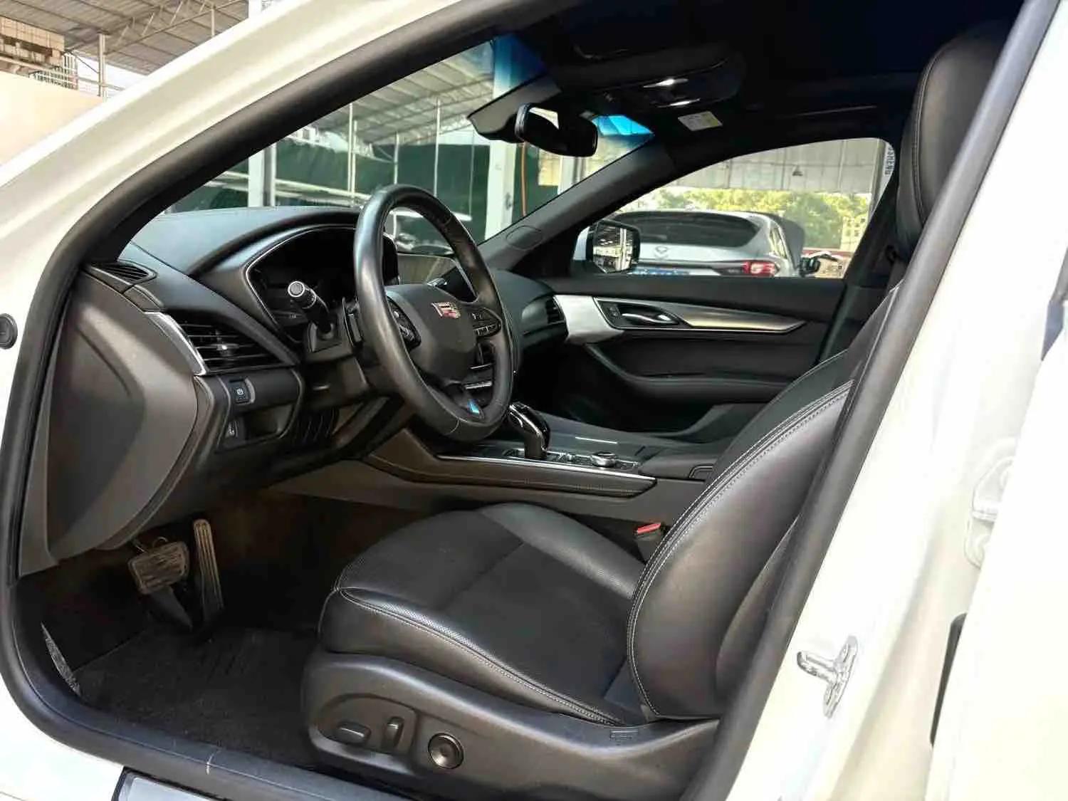 Cadillac CT5 2021 28T Luxury Model 4