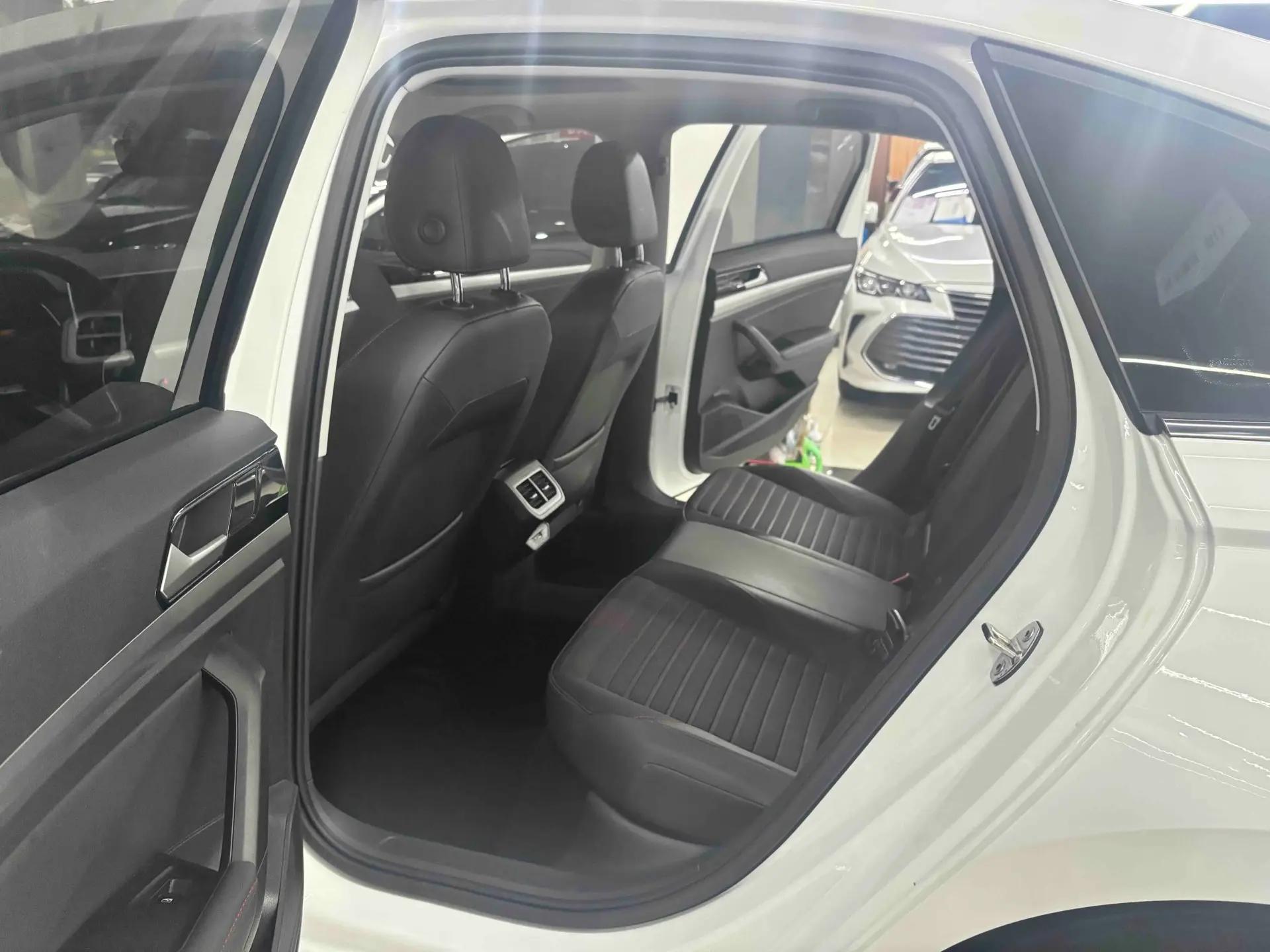 Volkswagen 2023 Lavida 1.5TSI 300TSI Starry Sky Luxury Edition Automatic 5