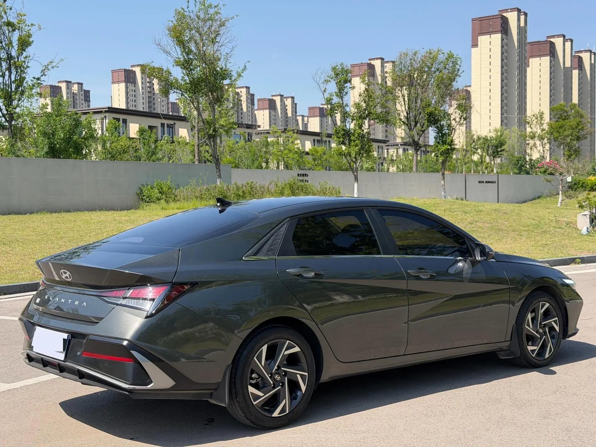 Elantra 2023 1.5L CVT GLX Elite Edition 6