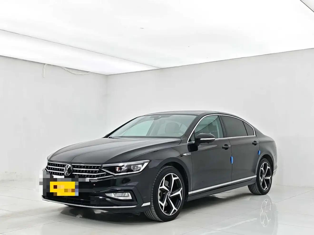 Magotan 2022 330TSI DSG Basic