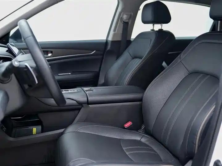 Crown Road 2020 240TURBO Two-Drive Premium Edition 7