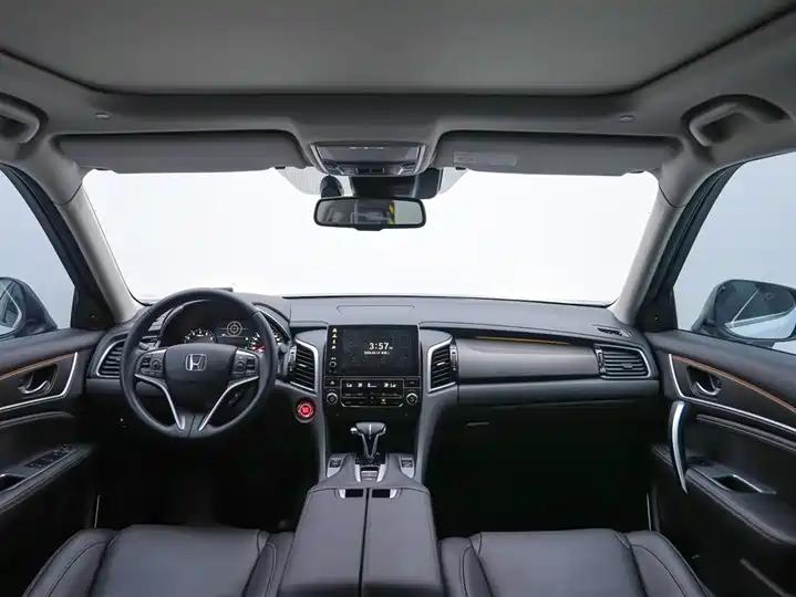 Crown Road 2020 240TURBO Two-Drive Premium Edition 9