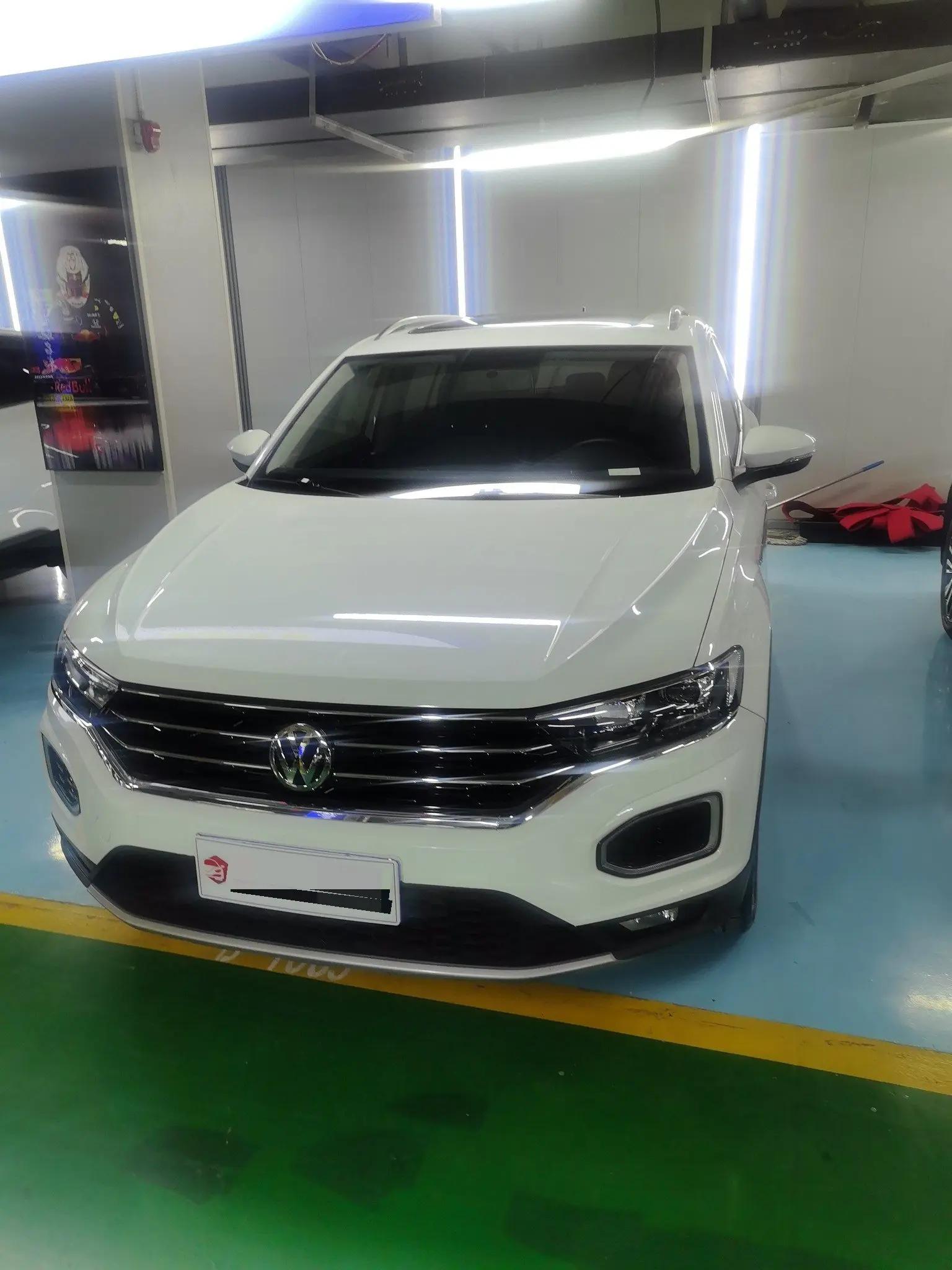 T-ROC Tange 2019 280TSI DSG Two-Drive Comfort National V 4