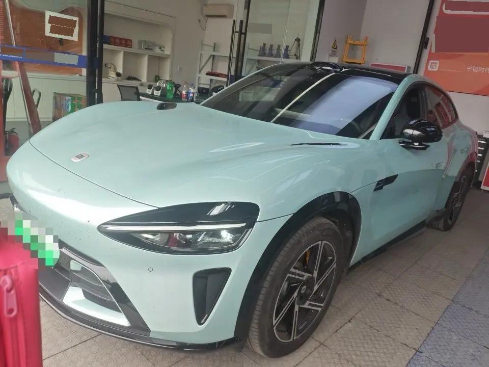 MI YU7 2025 model, long-range rear-wheel-drive version