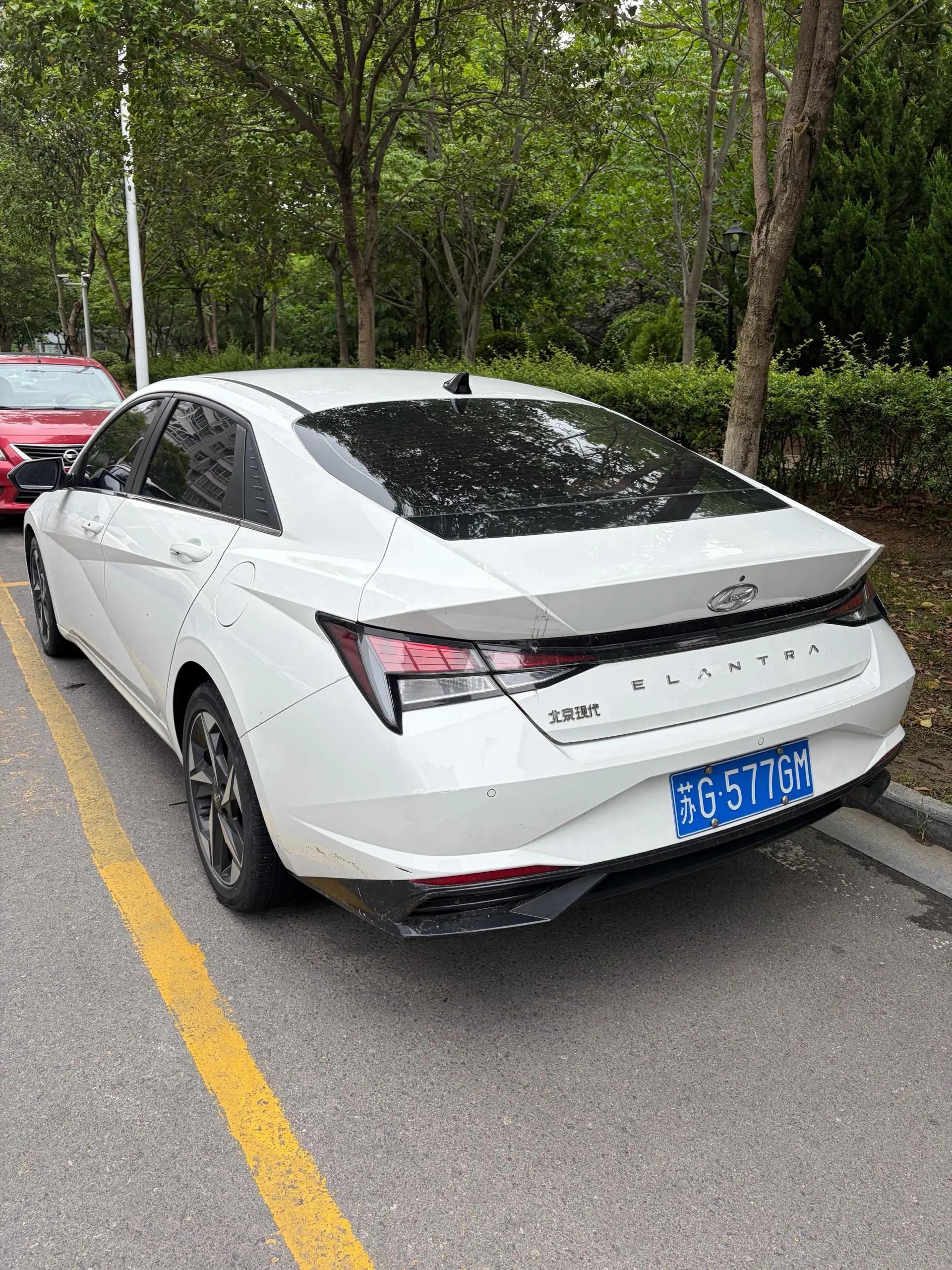 Elantra 2023 1.5L CVT GLS Leading Edition 8