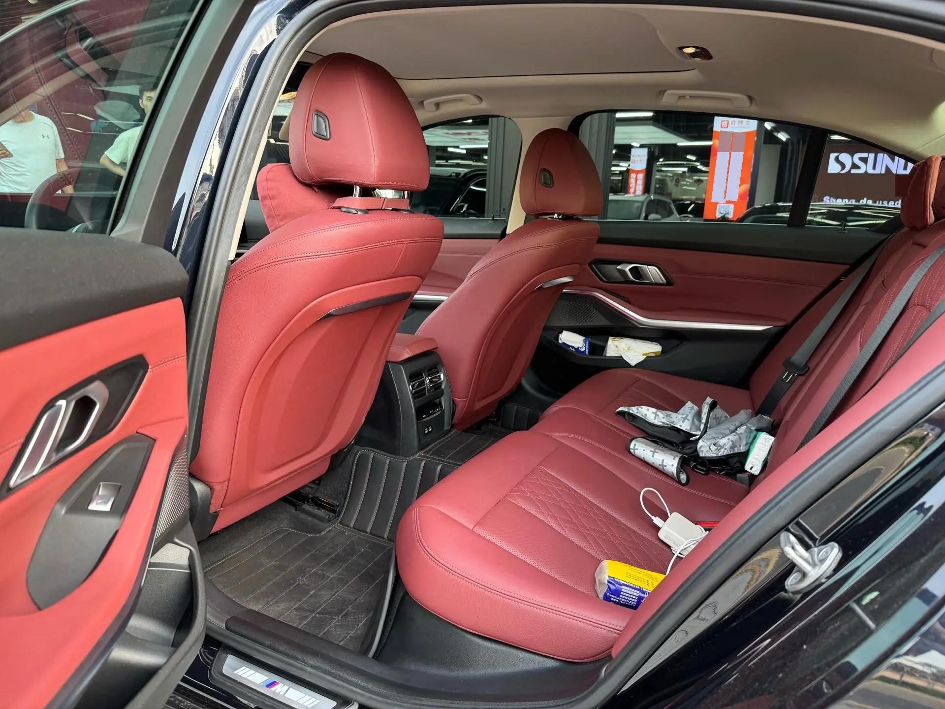 BMW 3 Series 2023 325Li M Sports Suit 4