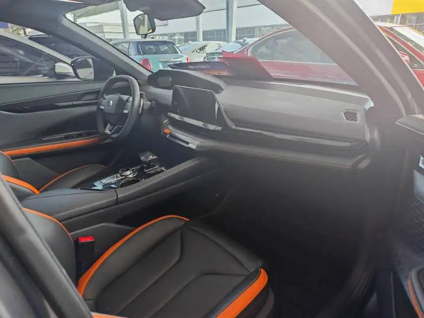 ChangAn 2023 UNI-V 1.5T Smart Pilot Automatic Gear 9