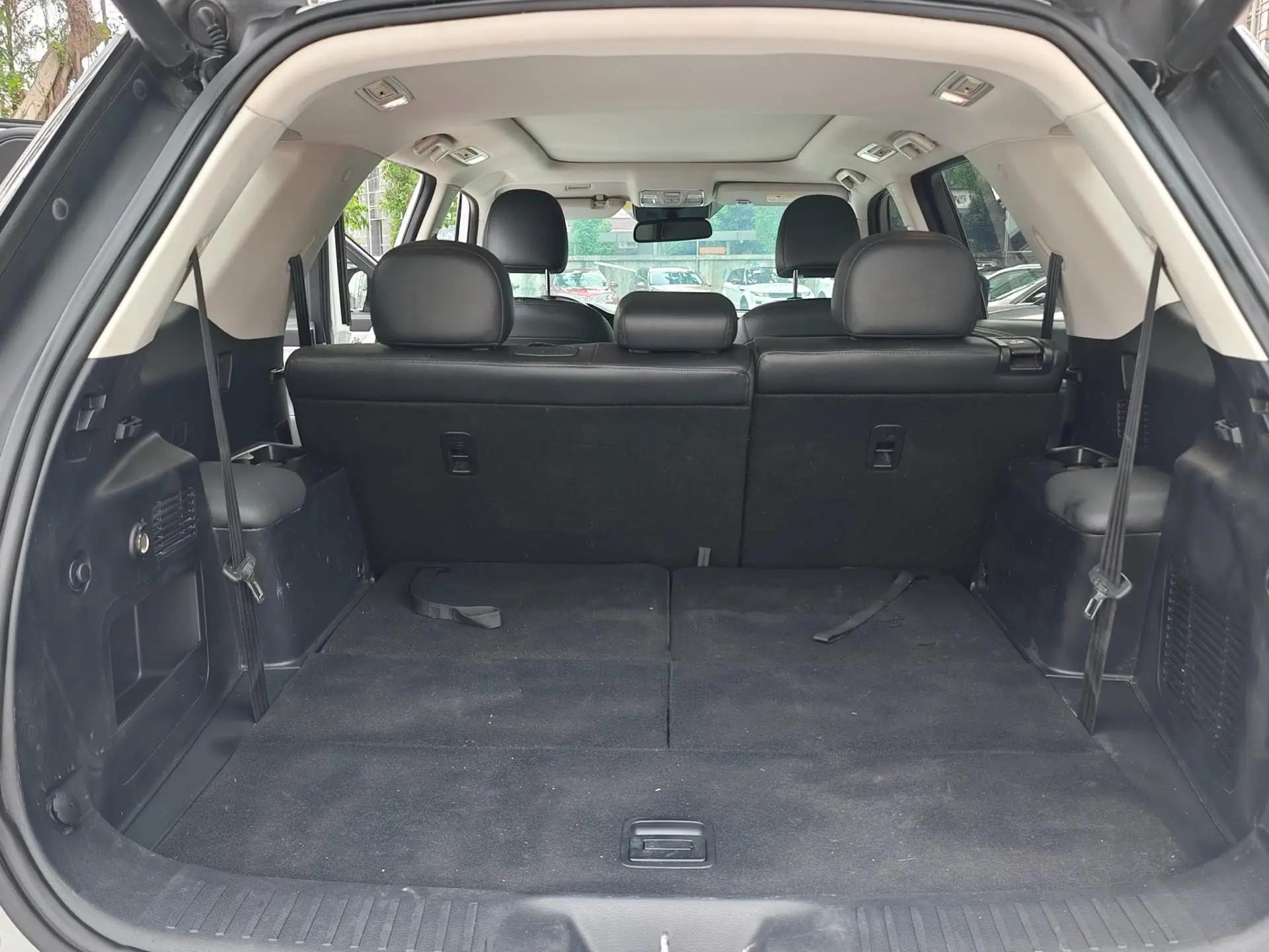 ChangAn CS95 2019 2.0T Two-Drive Luxury Model 10