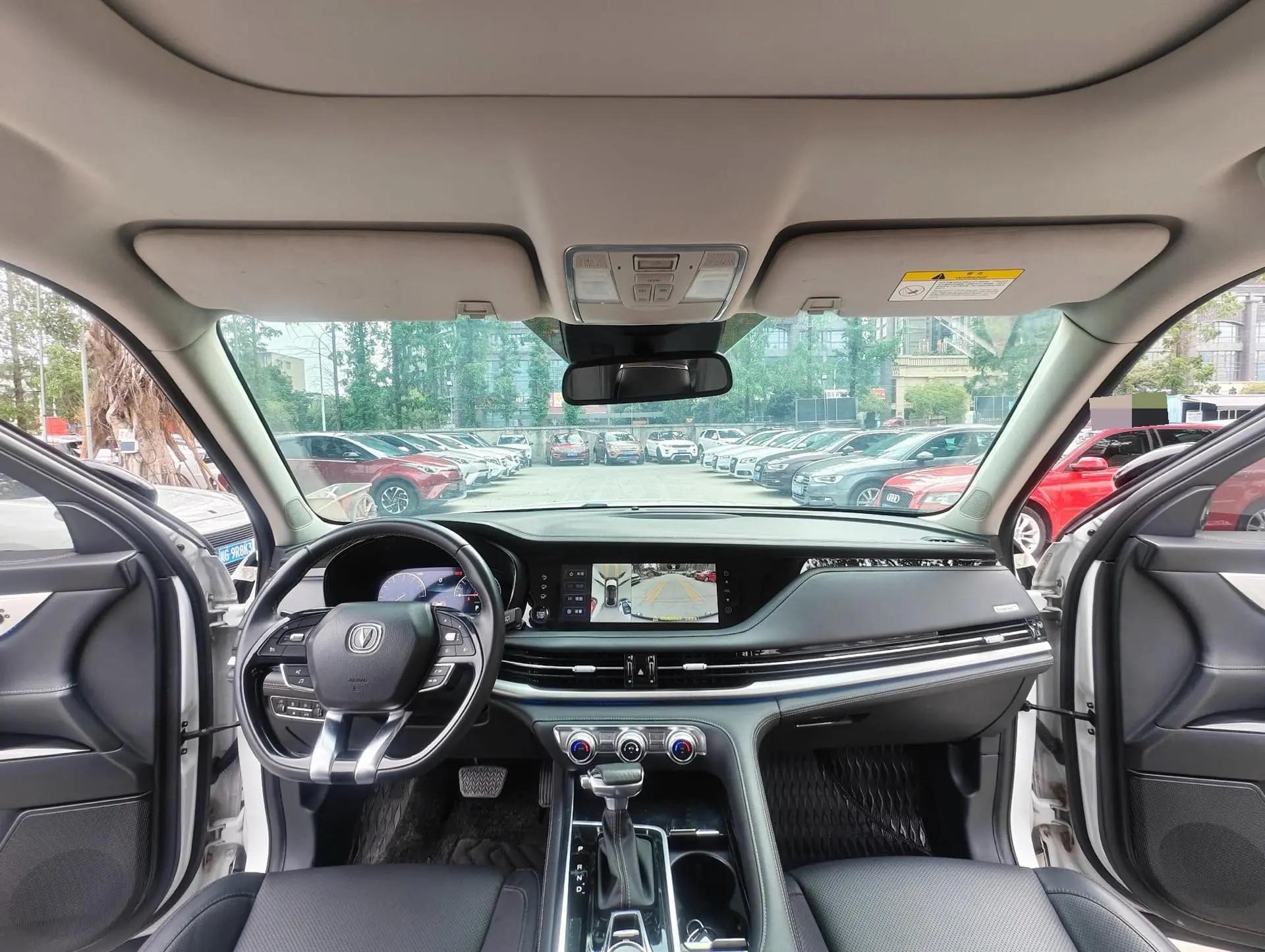 ChangAn CS95 2019 2.0T Two-Drive Luxury Model 8