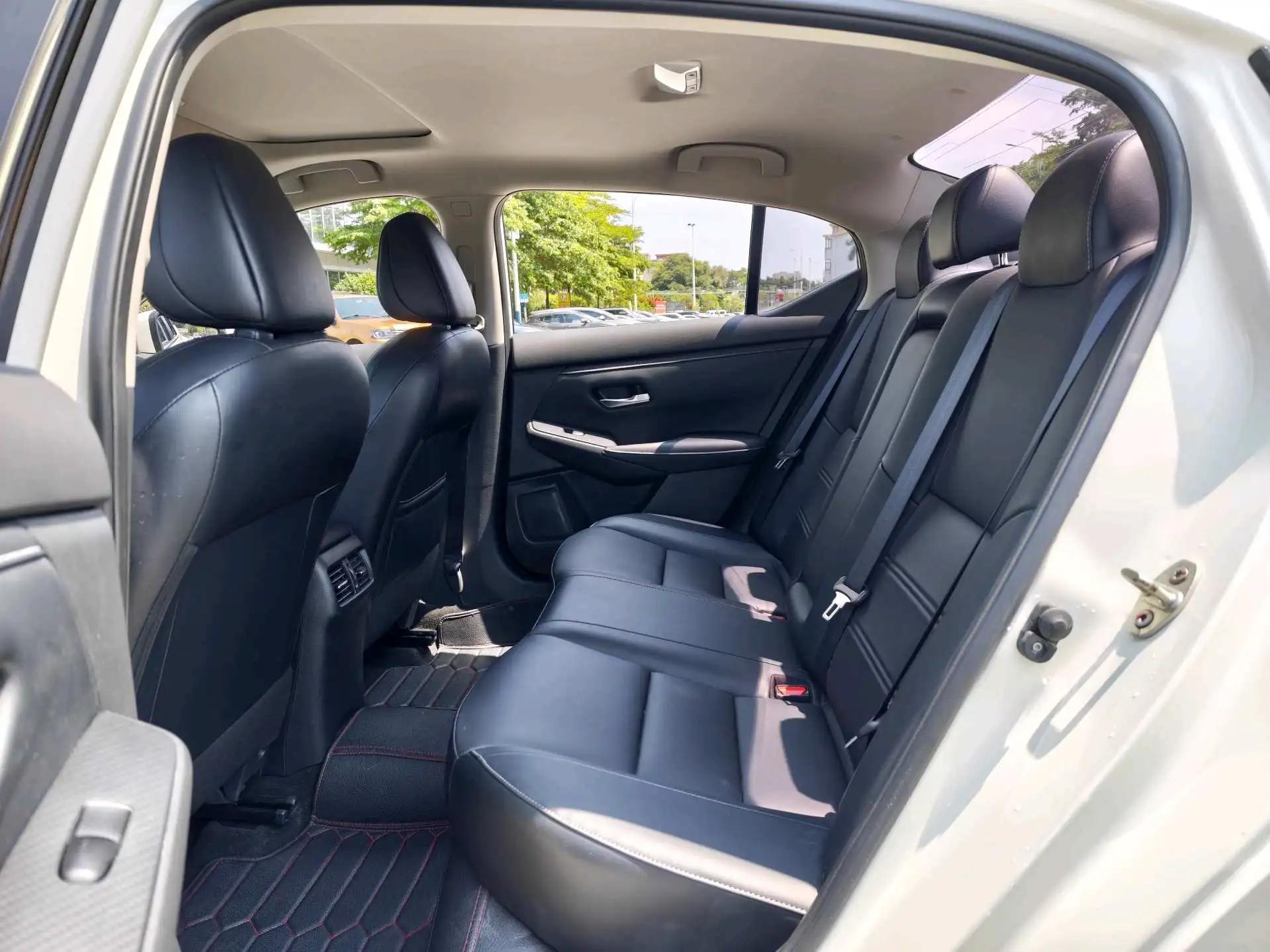 Xuanyi 2021 1.6L XL CVT Smart Edition 6