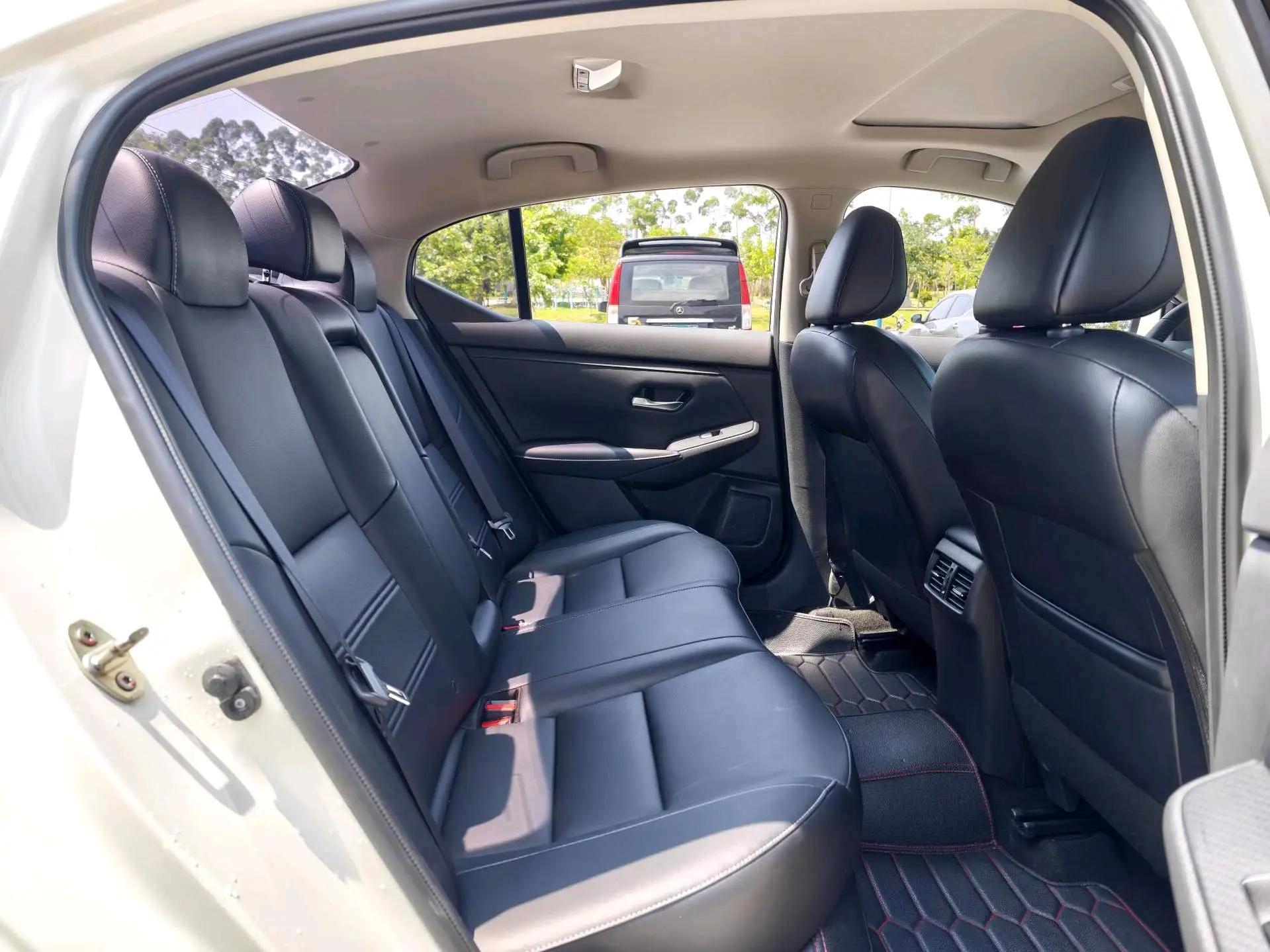 Xuanyi 2021 1.6L XL CVT Smart Edition 8