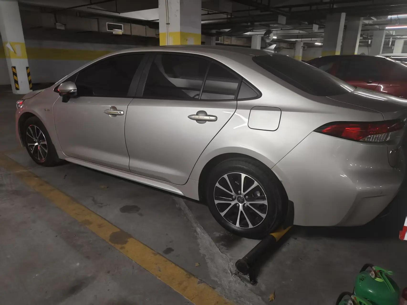 Toyota 2024 Lei Ling Shuangqing 1.8 Stepless Intelligent Electric Hybrid Deluxe Edition Automatic Gear 4