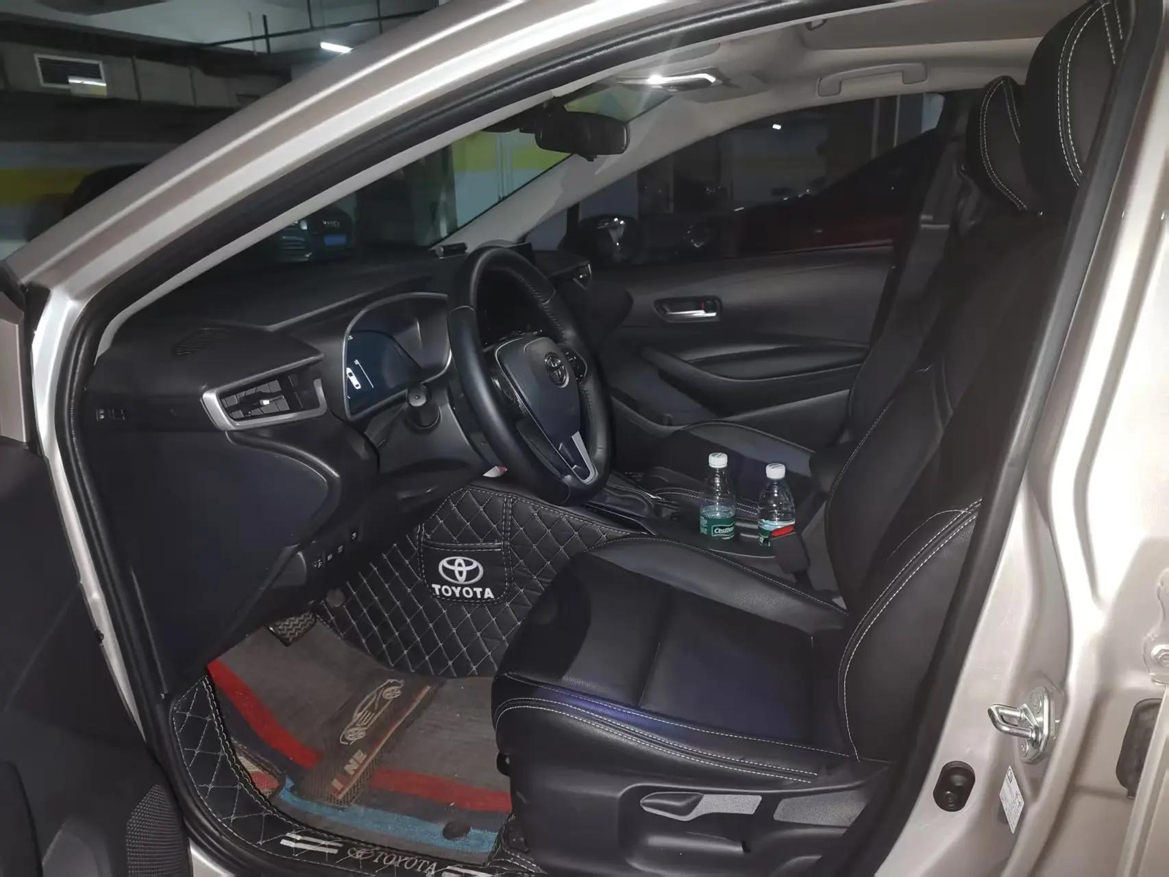 Toyota 2024 Lei Ling Shuangqing 1.8 Stepless Intelligent Electric Hybrid Deluxe Edition Automatic Gear 7