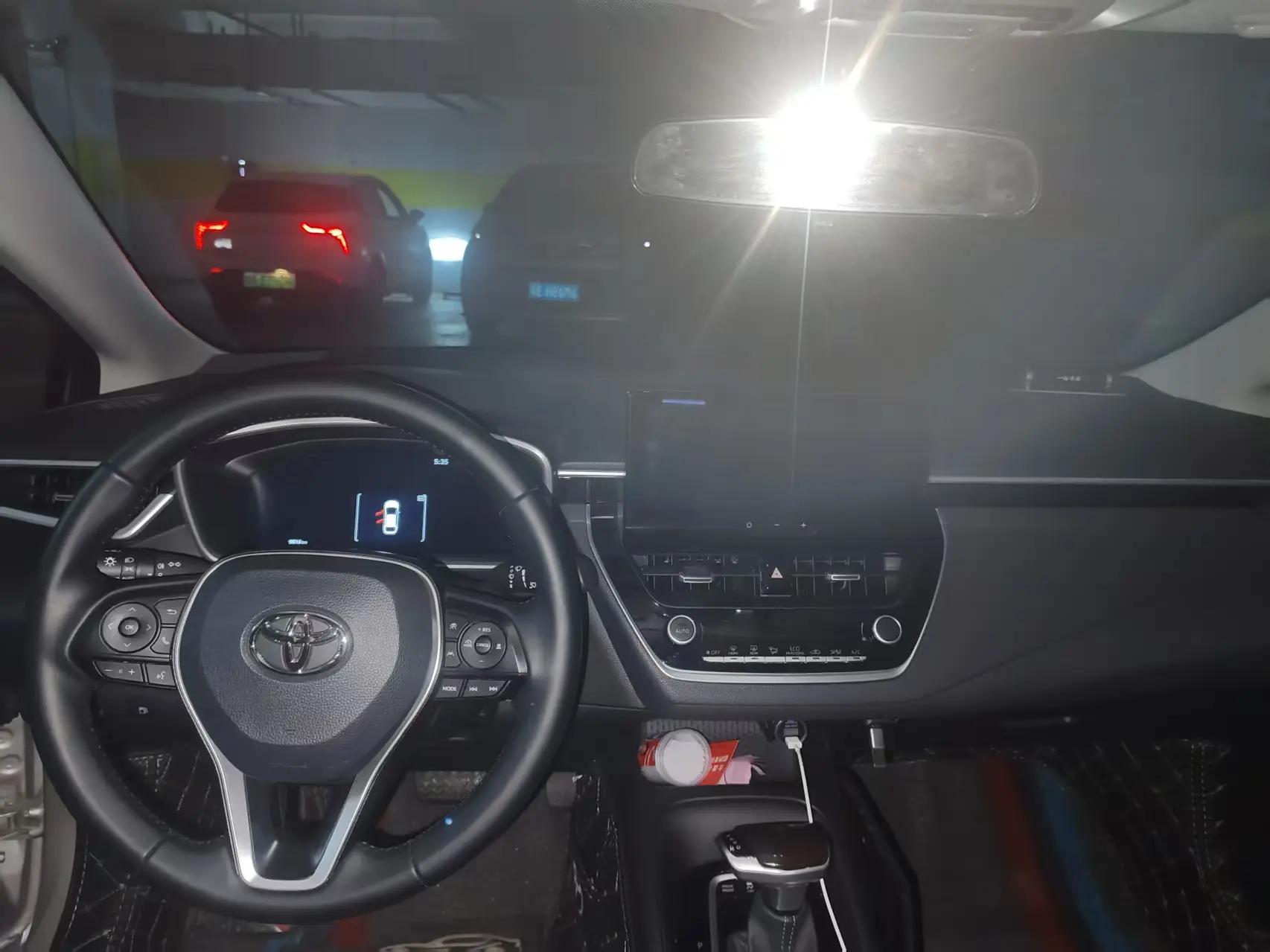 Toyota 2024 Lei Ling Shuangqing 1.8 Stepless Intelligent Electric Hybrid Deluxe Edition Automatic Gear 9