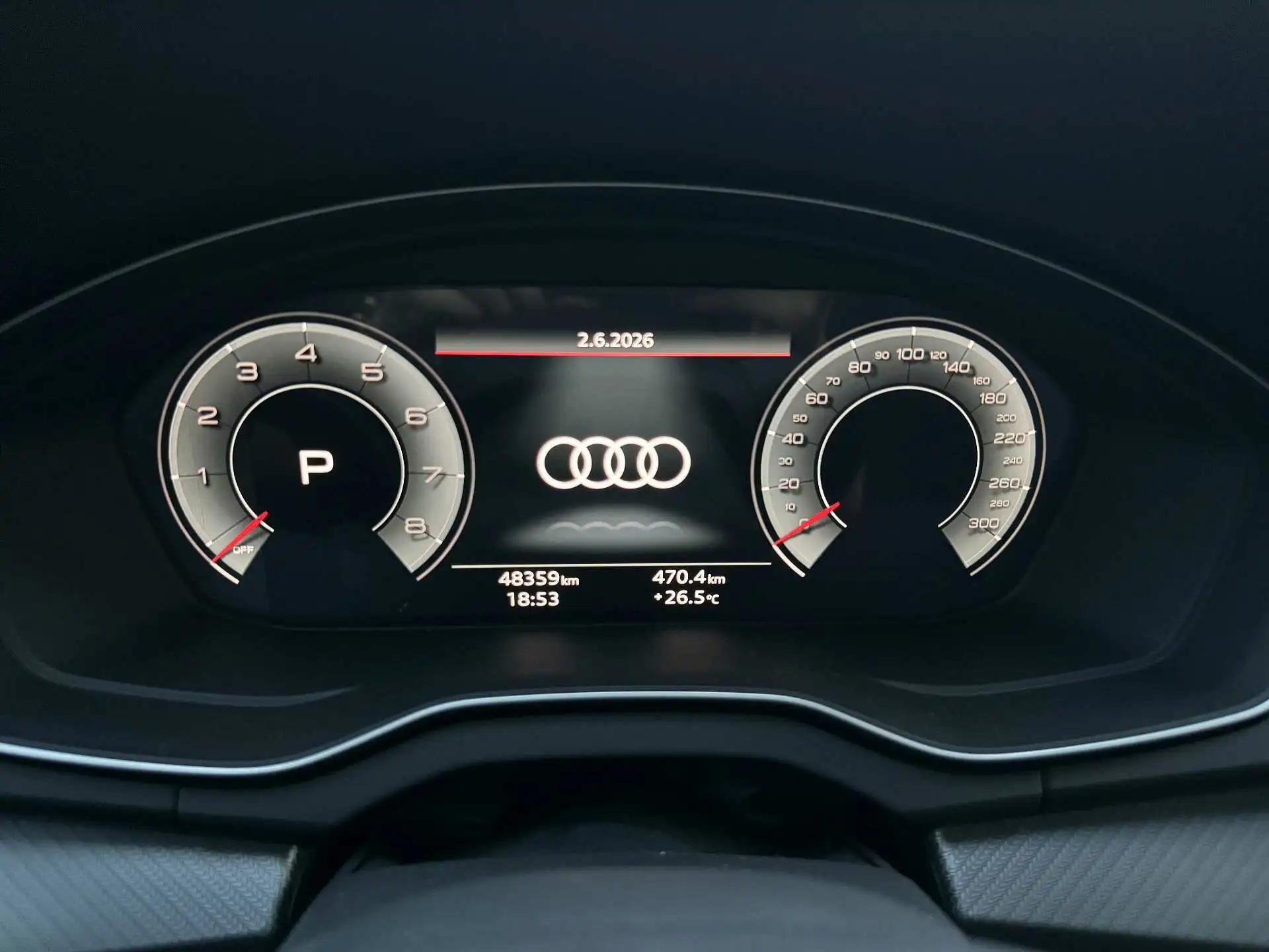 Audi Q5L 2022 40T luxury dynamic 6